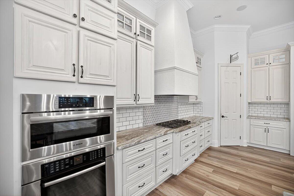 BURNT PINE - Residential Lease