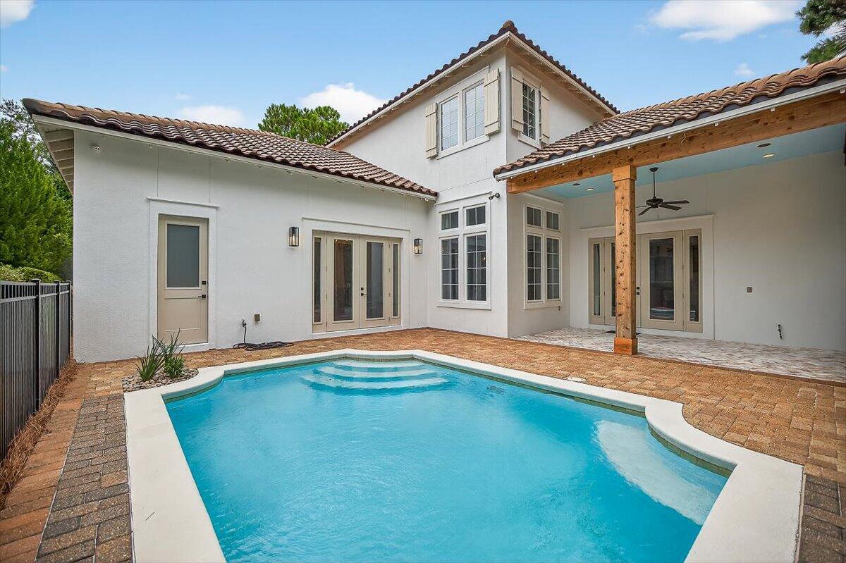 BURNT PINE - Residential Lease