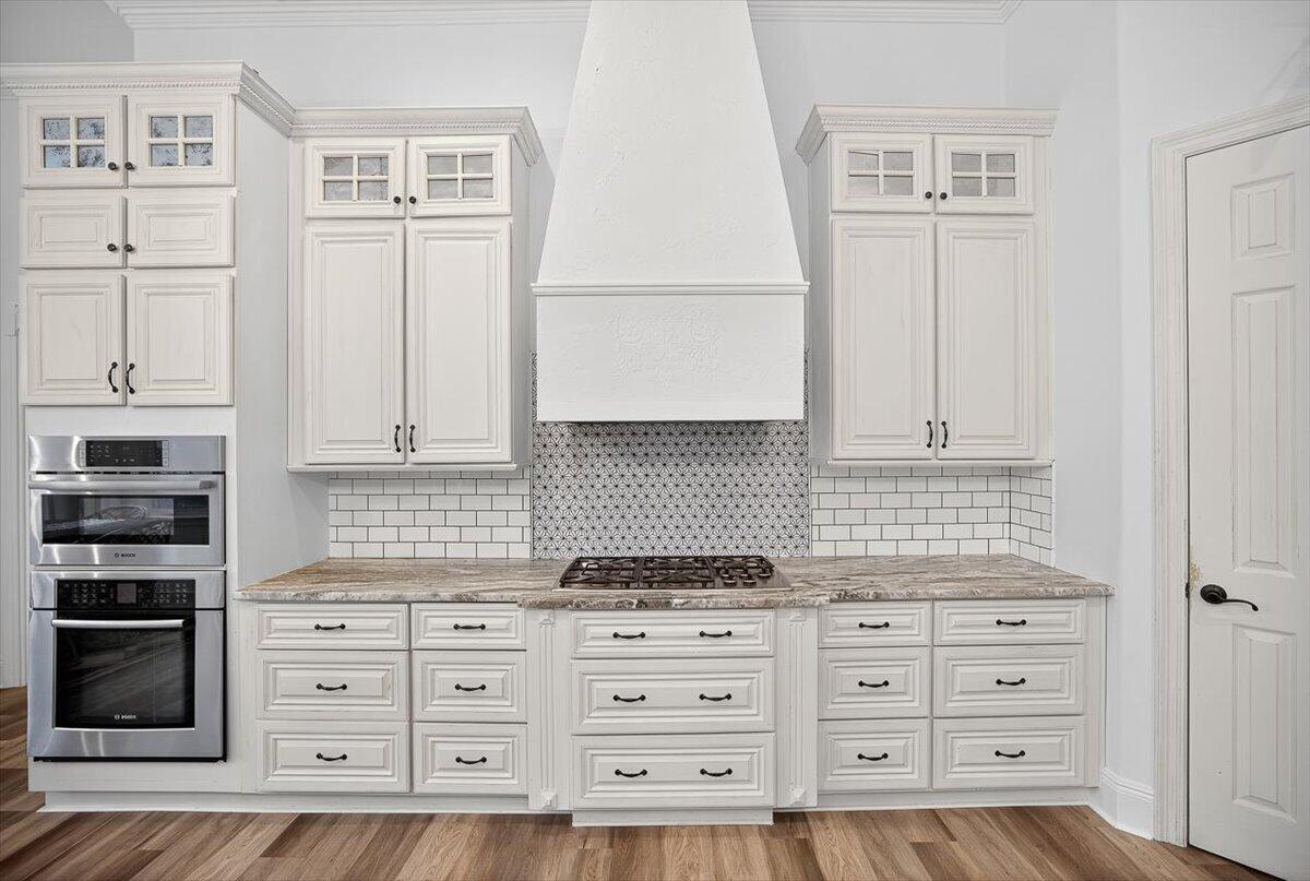 BURNT PINE - Residential Lease