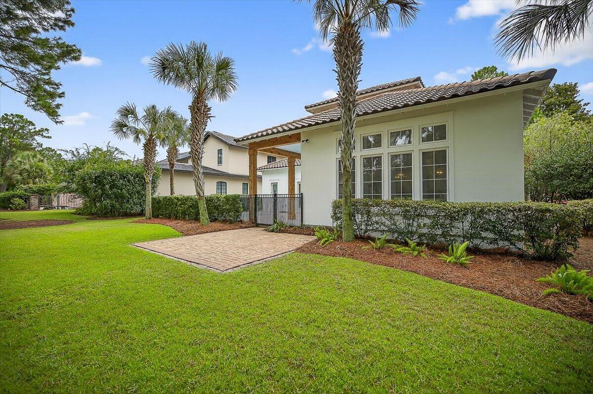 BURNT PINE - Residential Lease