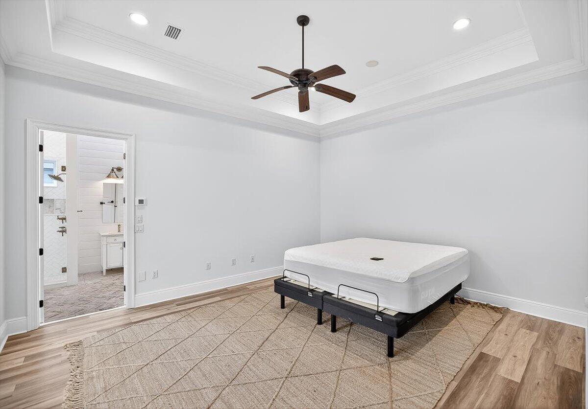 BURNT PINE - Residential Lease