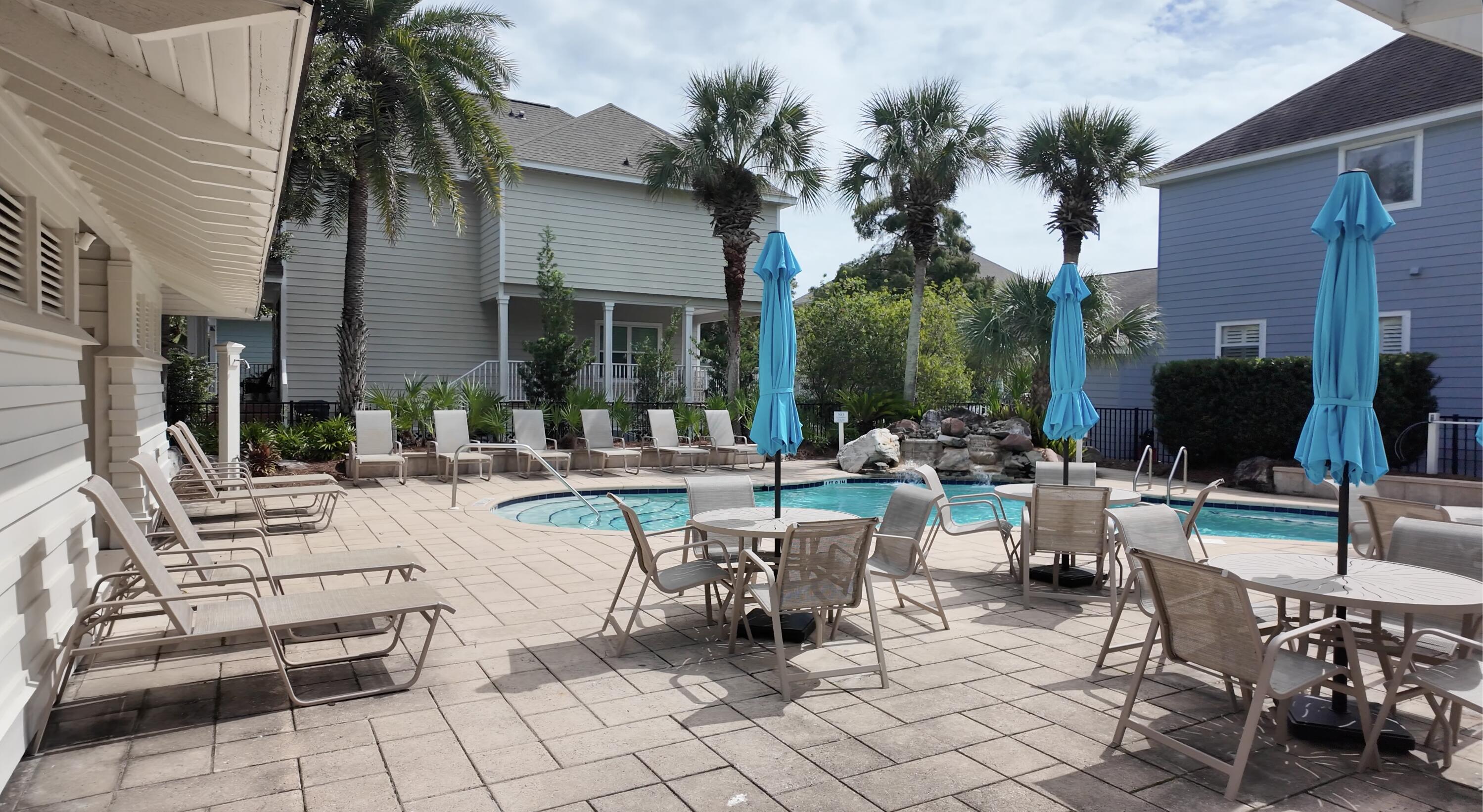 SANTA ROSA GOLF VILLAS - Residential