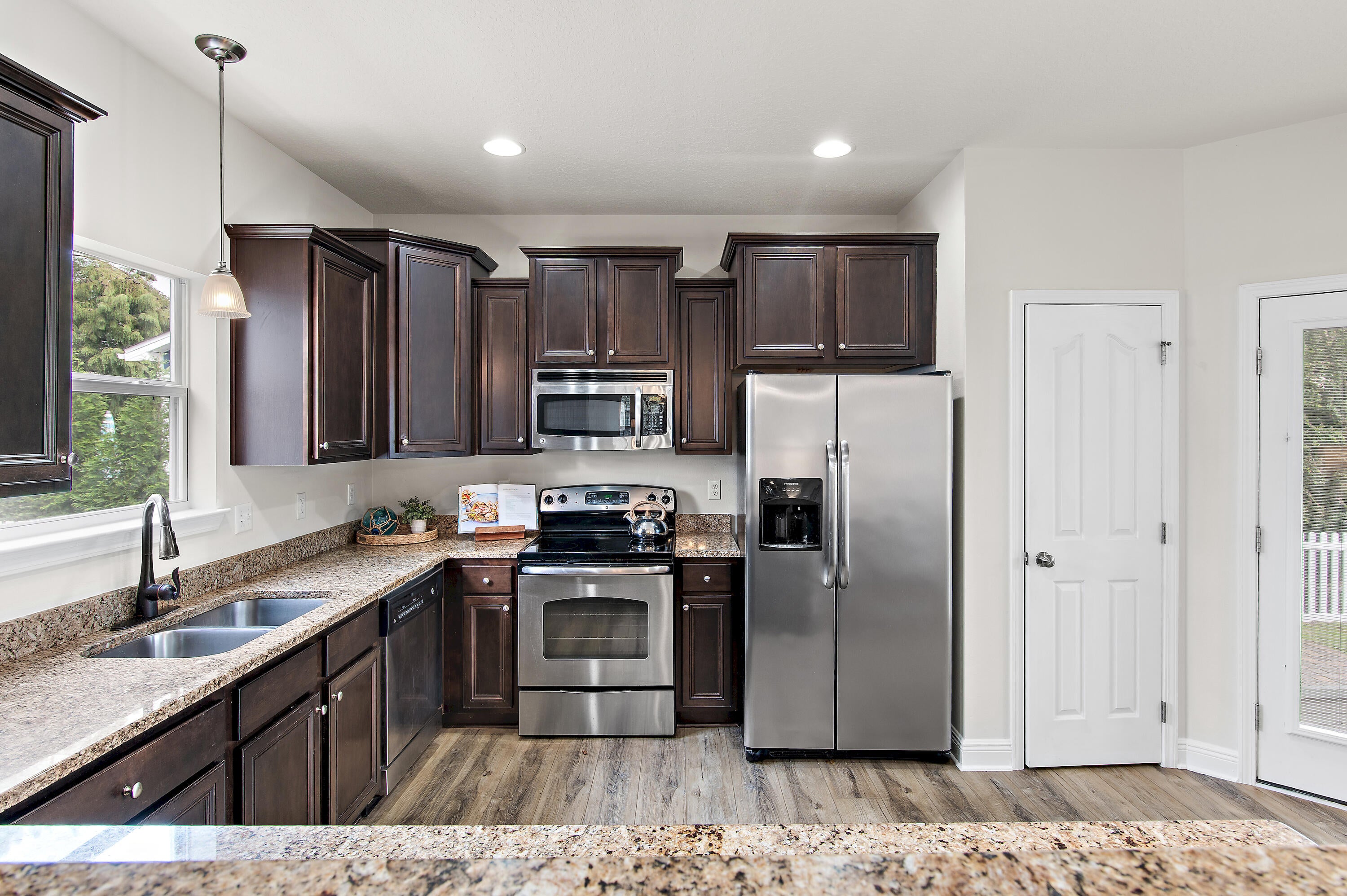 SANTA ROSA GOLF VILLAS - Residential