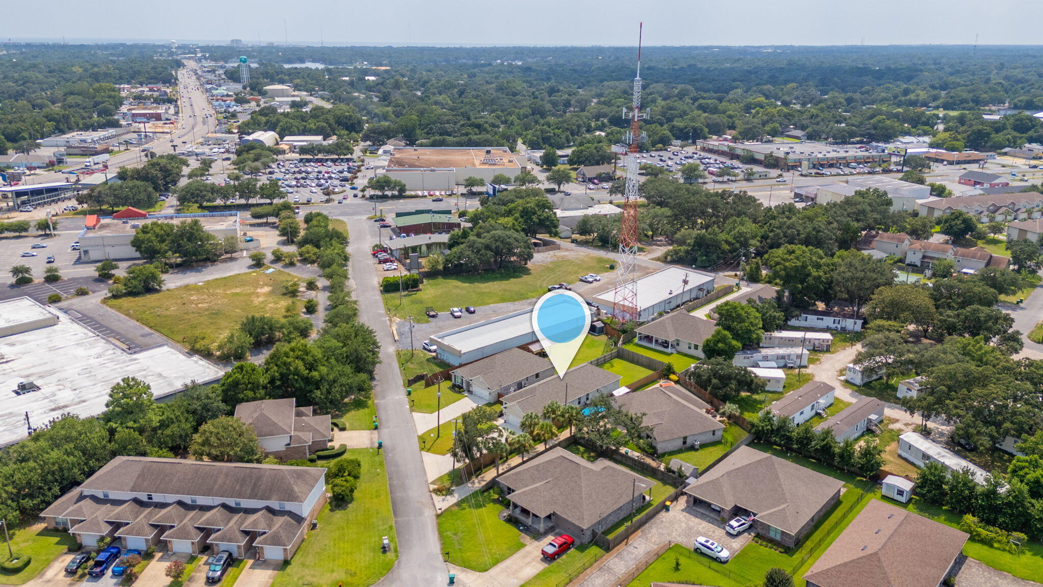 WATKINS POINTE LOT 3 - Residential