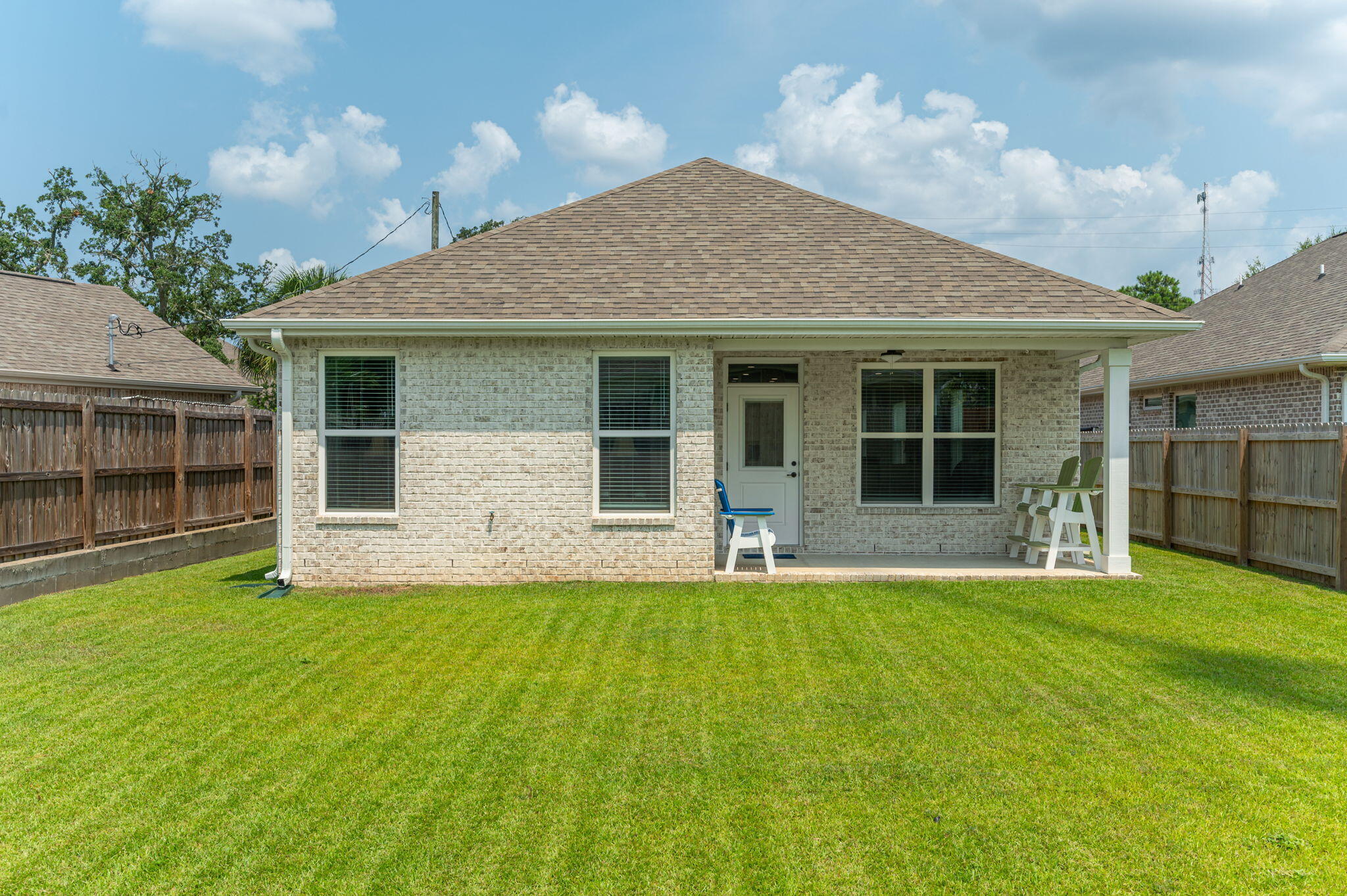 WATKINS POINTE LOT 3 - Residential