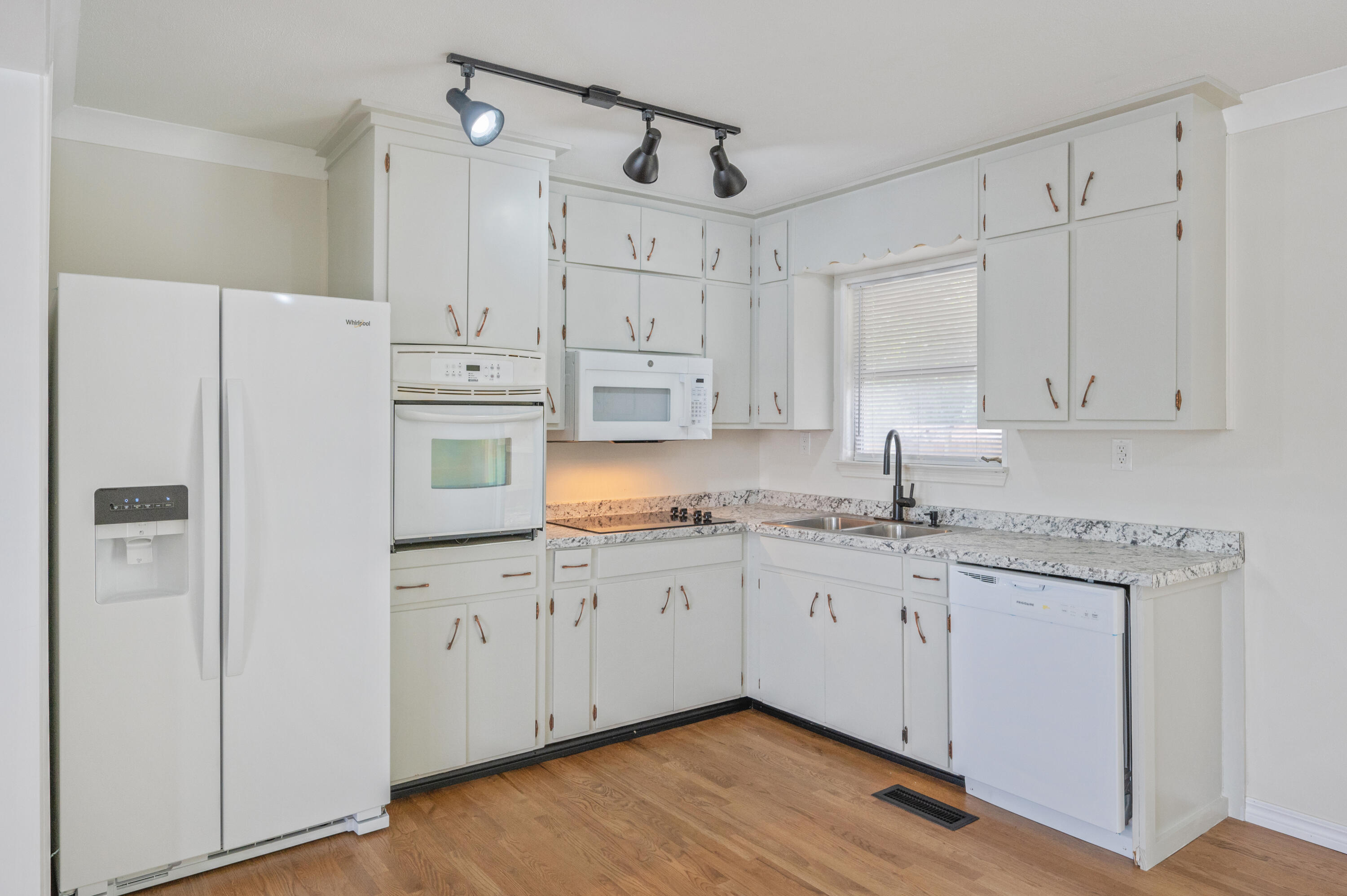 HARRIS S/D - Residential Lease