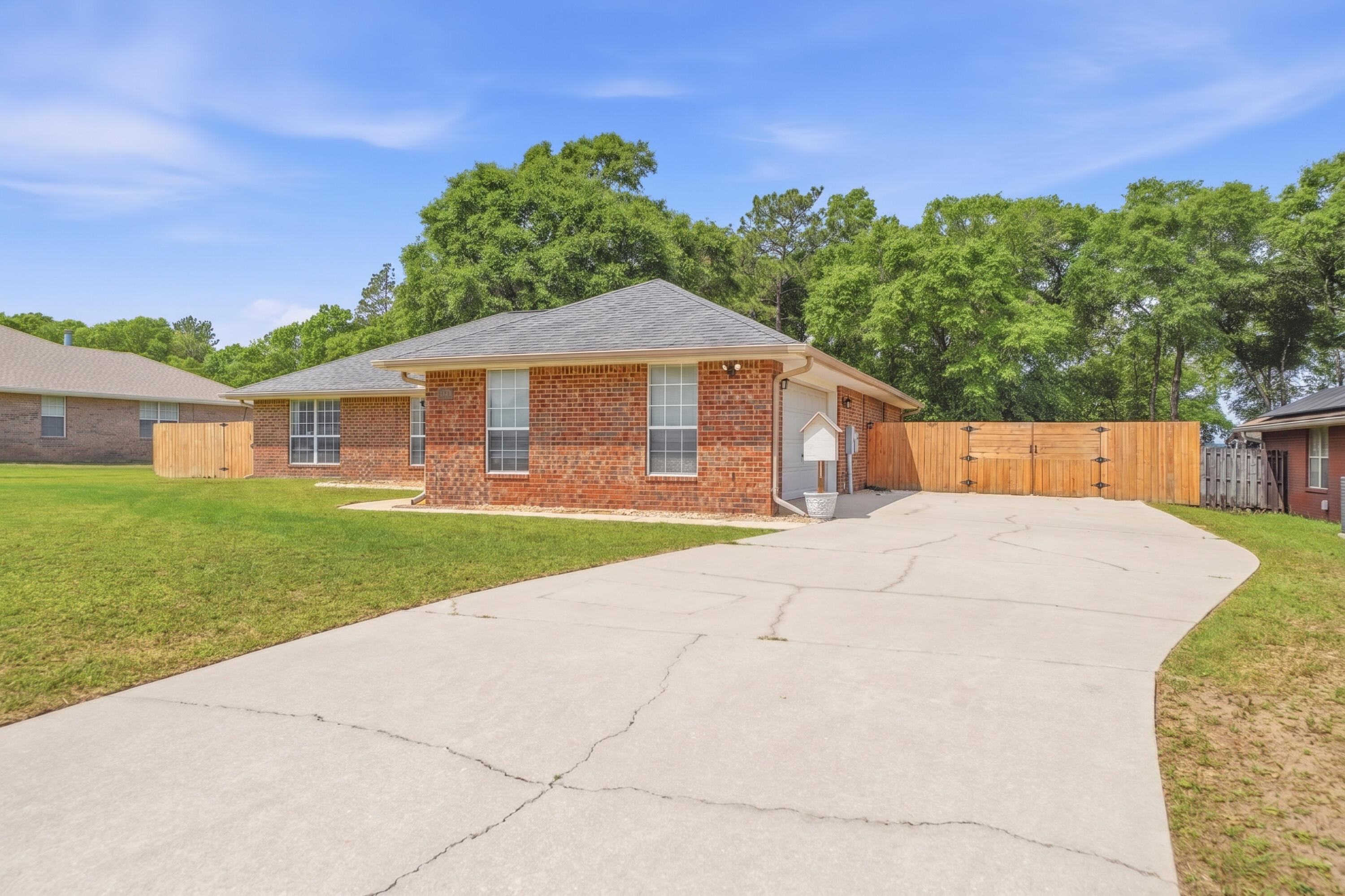 SILVER CREEK ESTATES - Residential