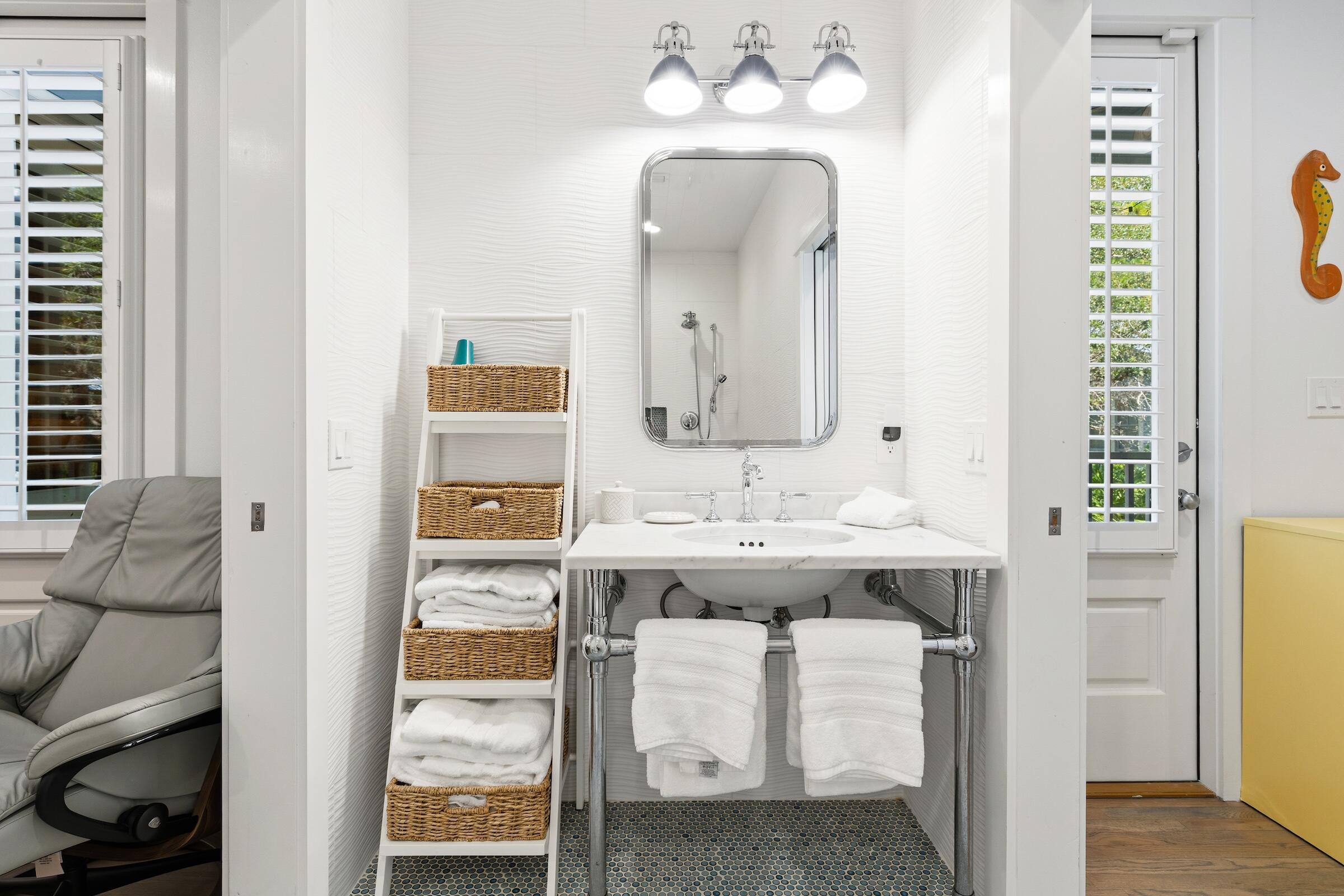 GROVE BY THE SEA - Residential