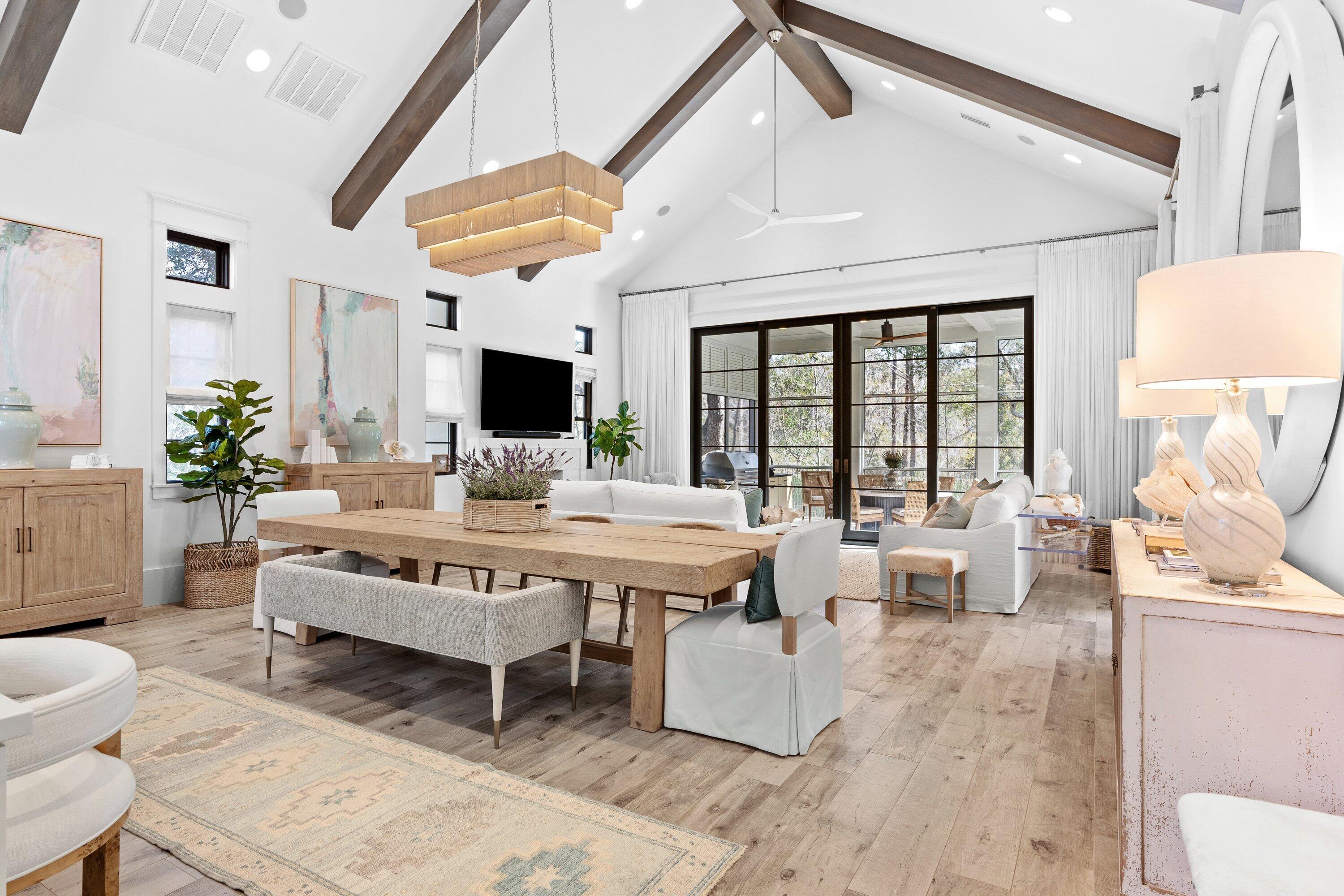 BURNT PINE - Residential