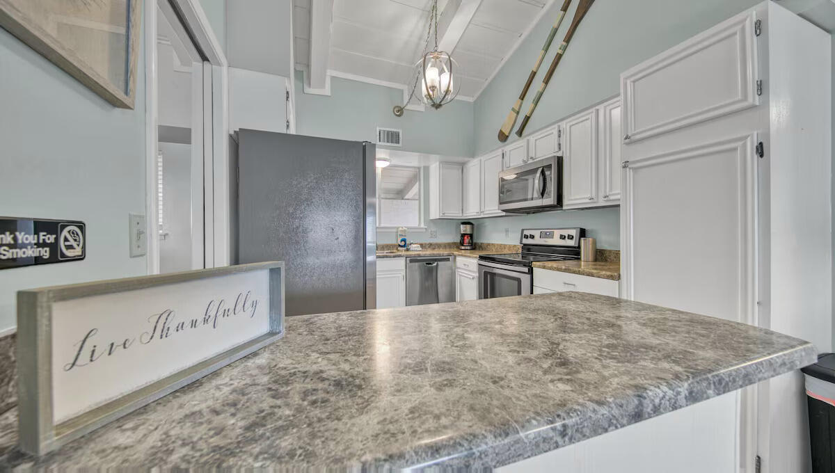 CHATEAU LA MER CONDO PHASE l - Residential