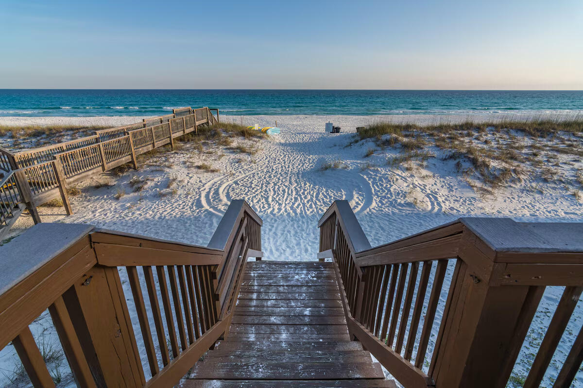 CHATEAU LA MER CONDO PHASE l - Residential