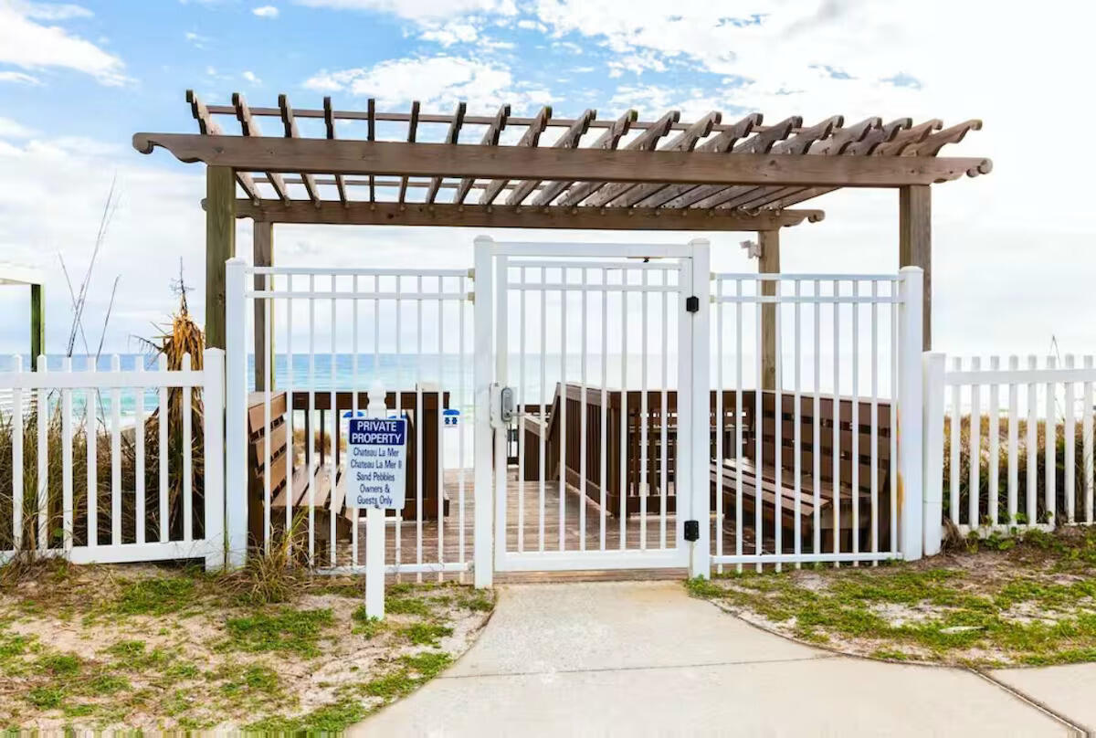 CHATEAU LA MER CONDO PHASE l - Residential
