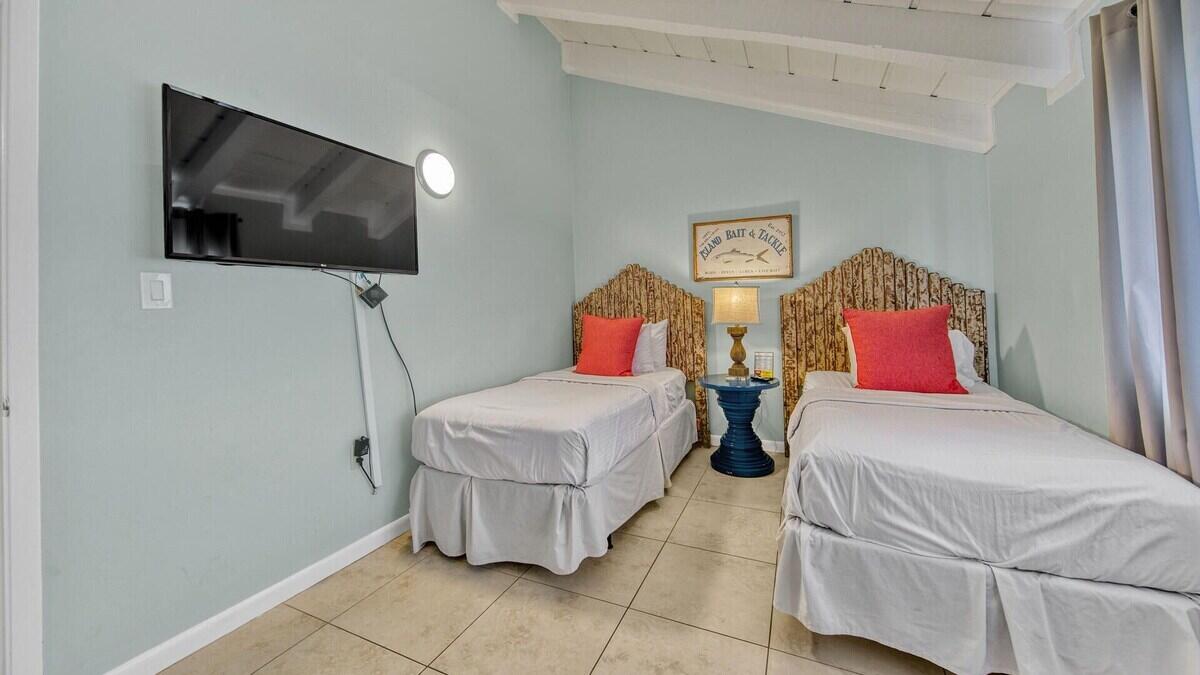 CHATEAU LA MER CONDO PHASE l - Residential