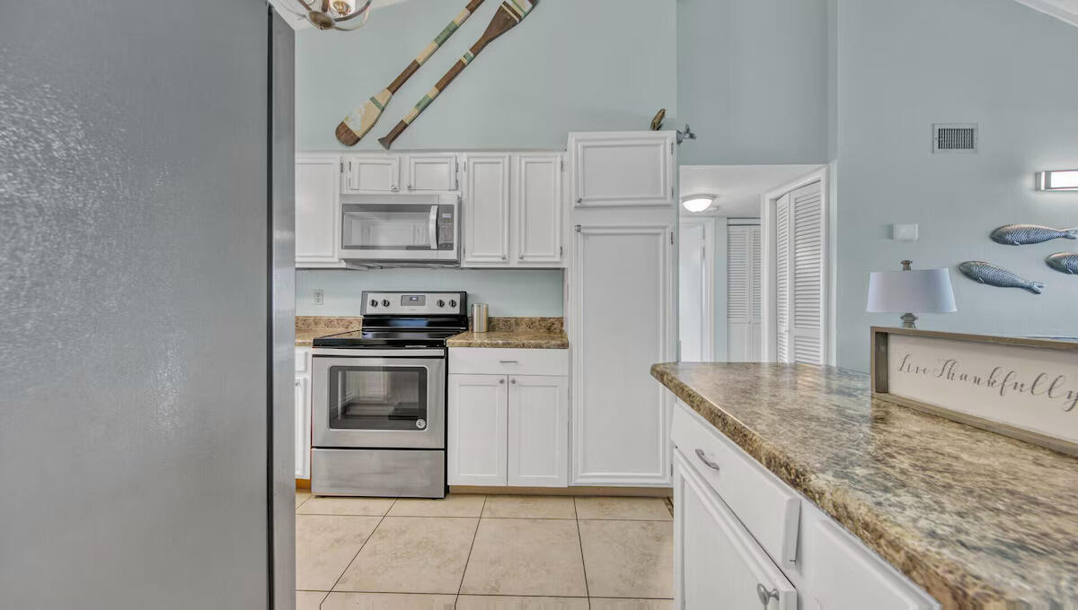 CHATEAU LA MER CONDO PHASE l - Residential