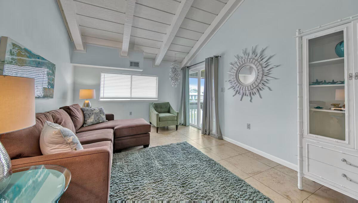 CHATEAU LA MER CONDO PHASE l - Residential