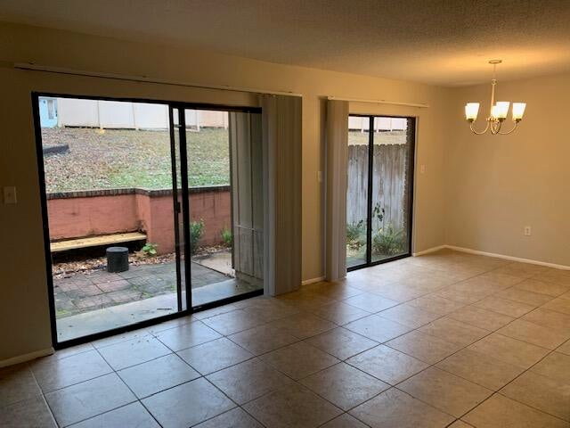 HIDDEN COVE T/H - Residential Lease