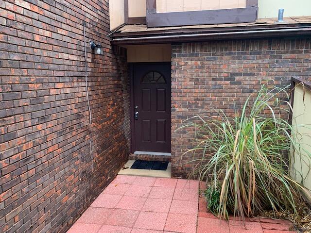 HIDDEN COVE T/H - Residential Lease