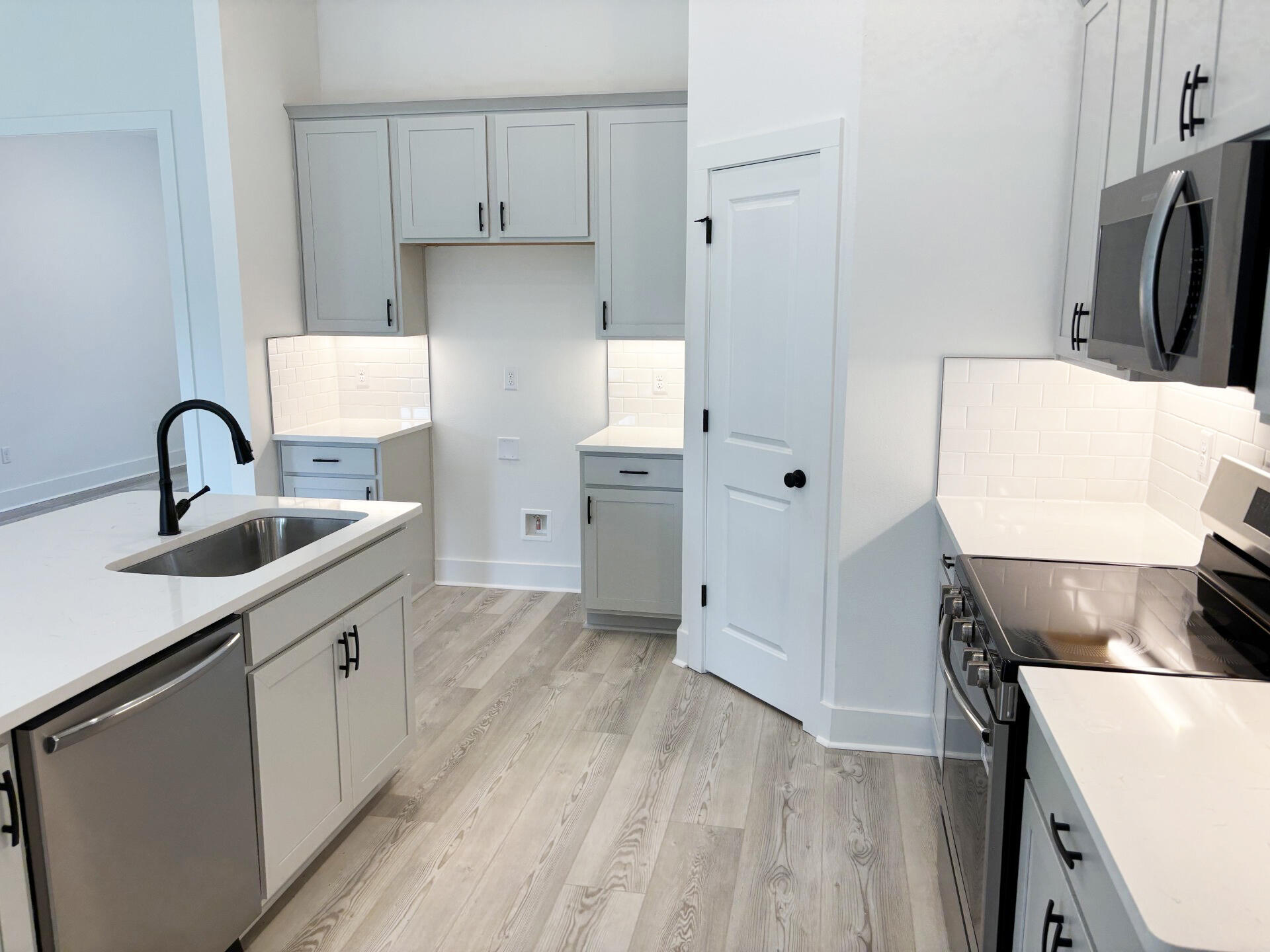 HOUSTON PLACE - Residential