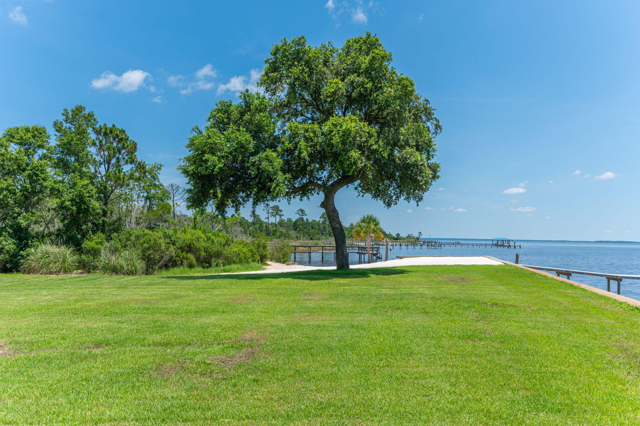 HAMMOCK DE GALVEZ - Residential