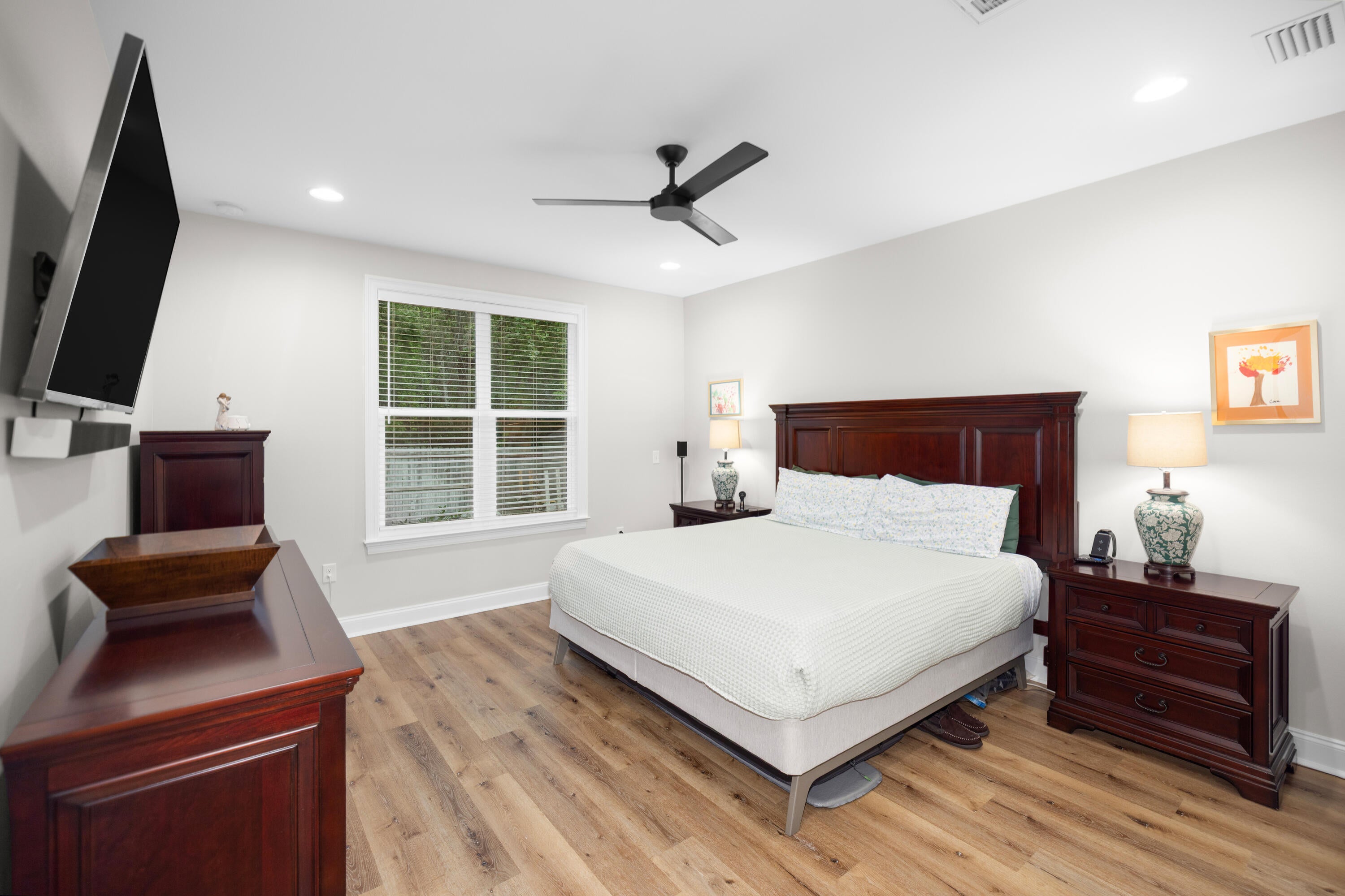 RAIDERS LANDING PHASE II - Residential Lease