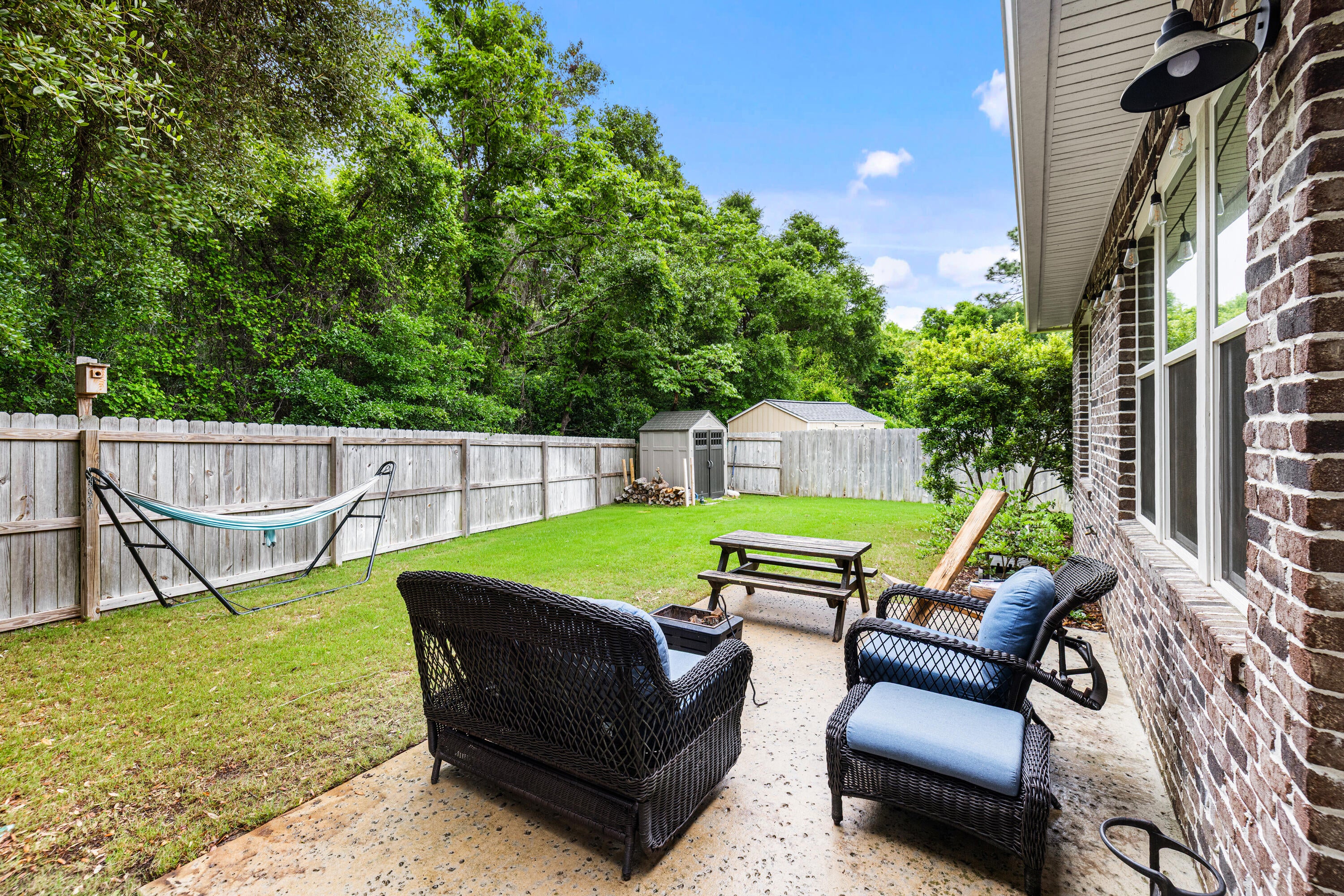 RAIDERS LANDING PHASE II - Residential Lease