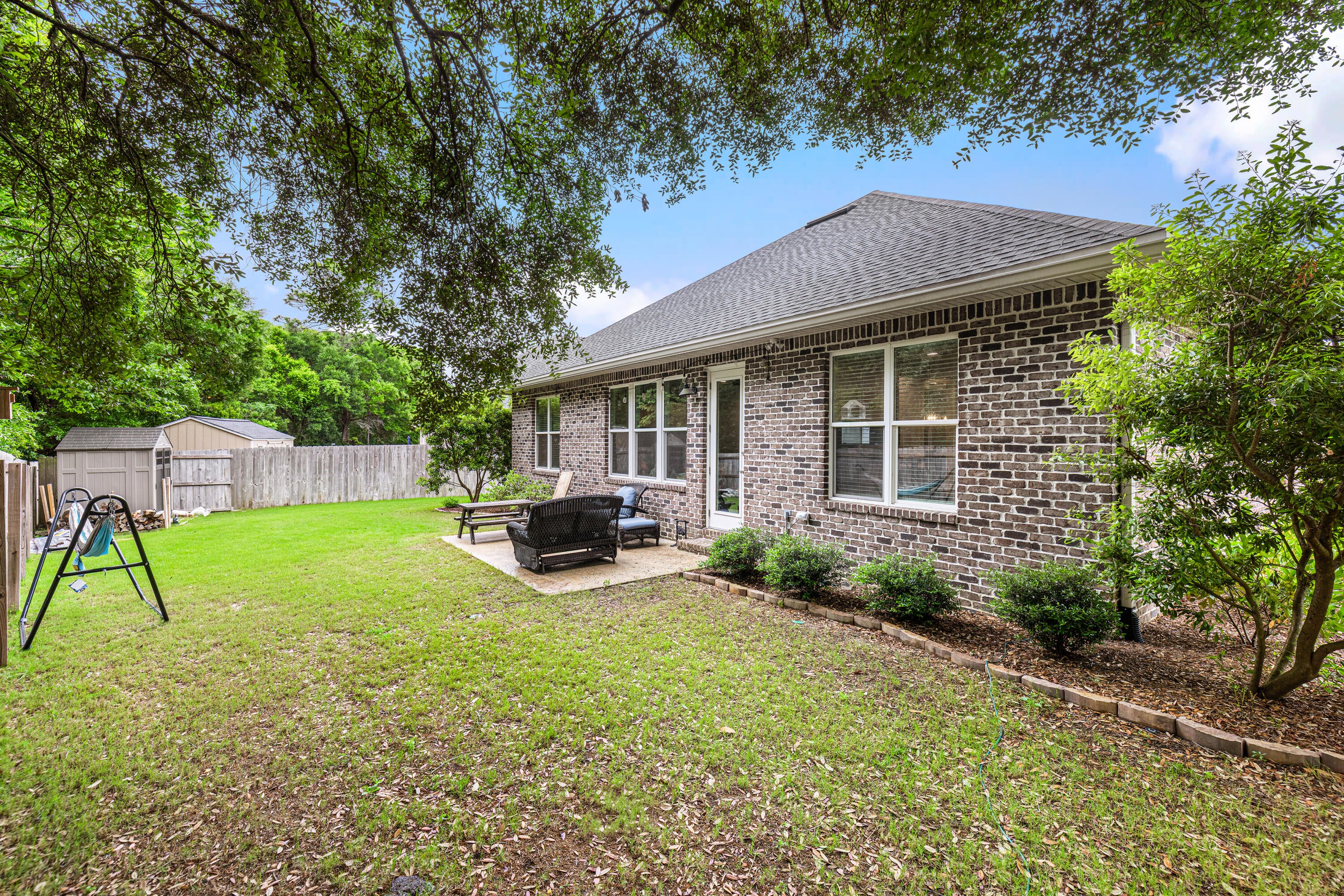 RAIDERS LANDING PHASE II - Residential Lease