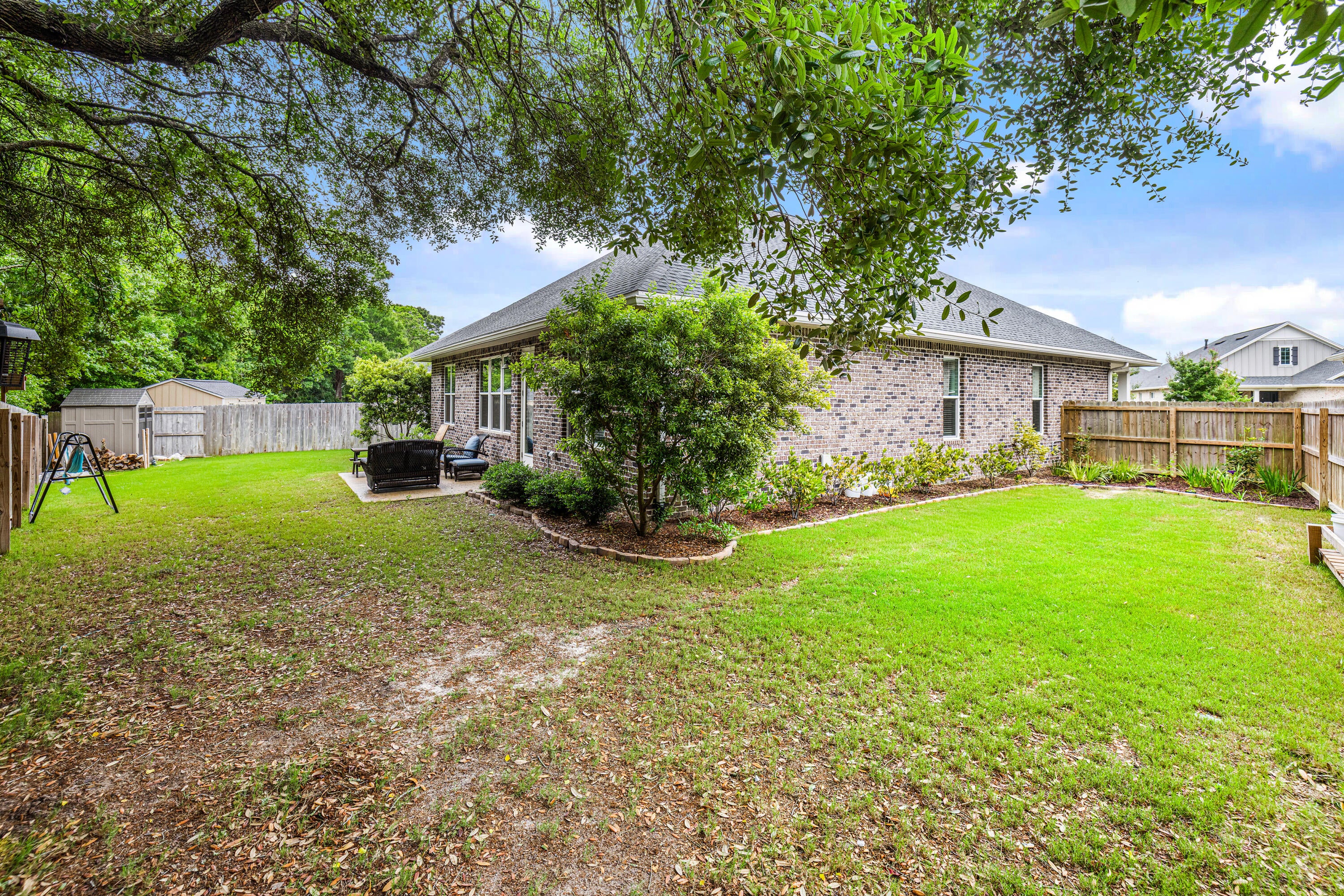 RAIDERS LANDING PHASE II - Residential Lease