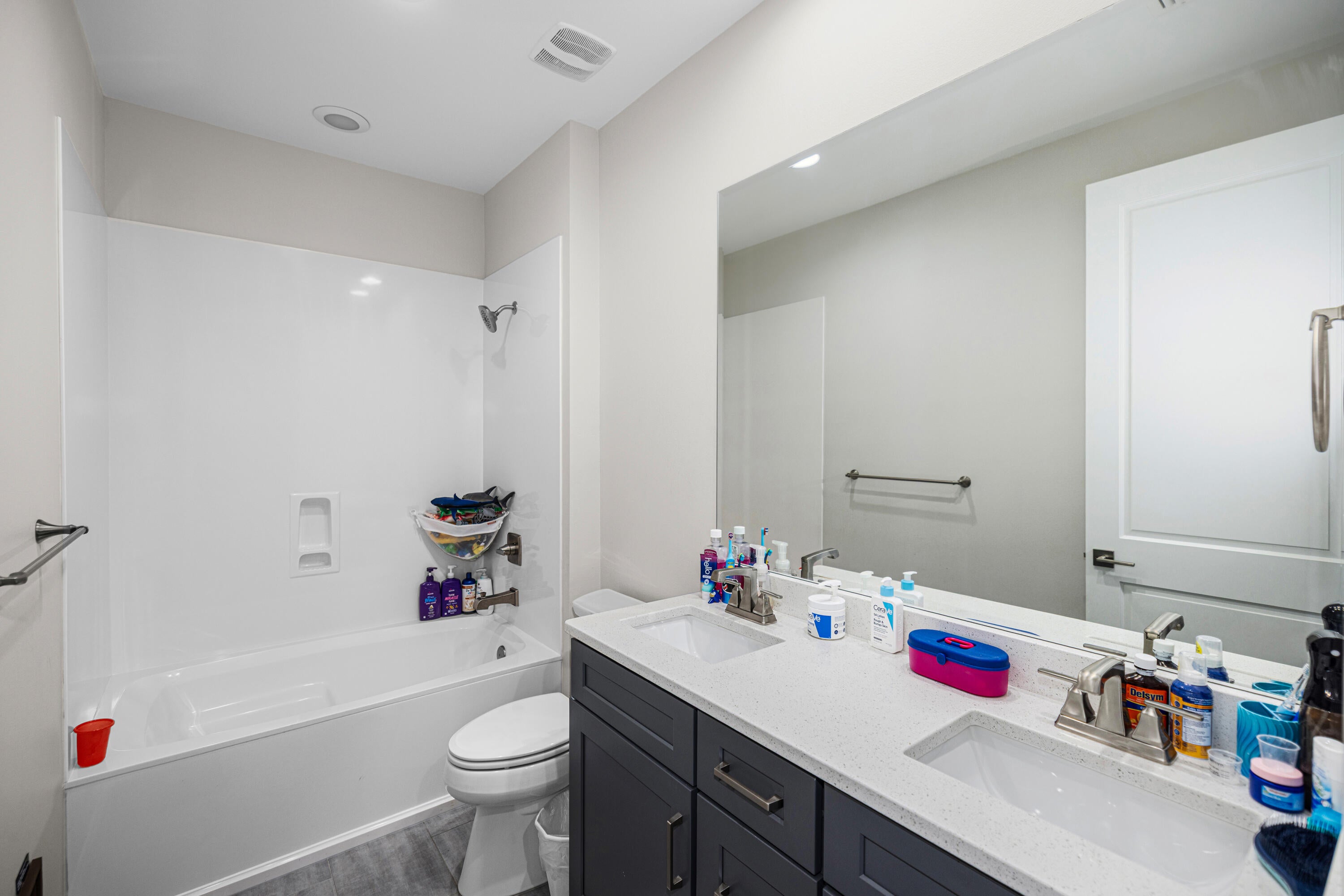 RAIDERS LANDING PHASE II - Residential Lease