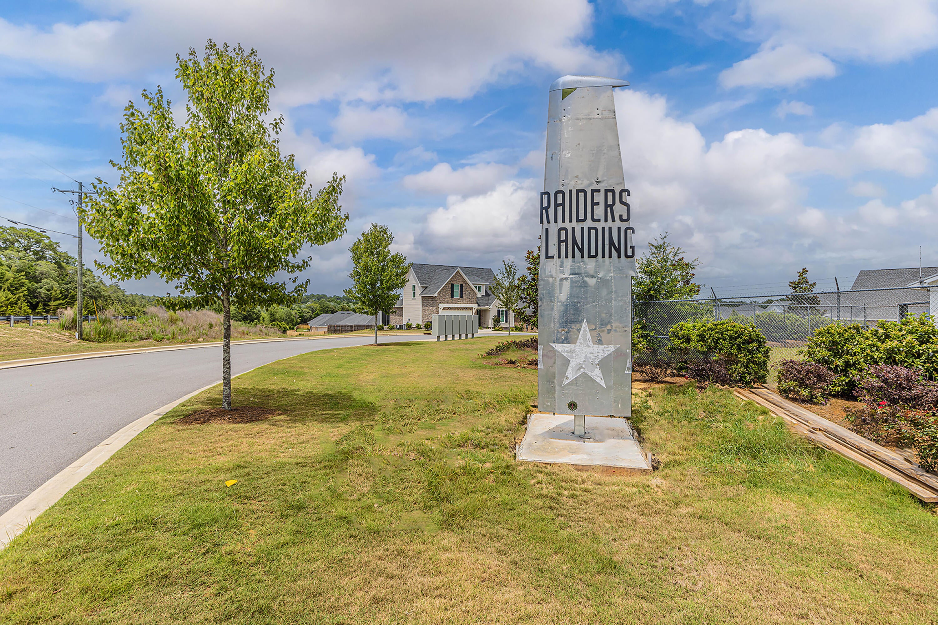 RAIDERS LANDING PHASE II - Residential Lease