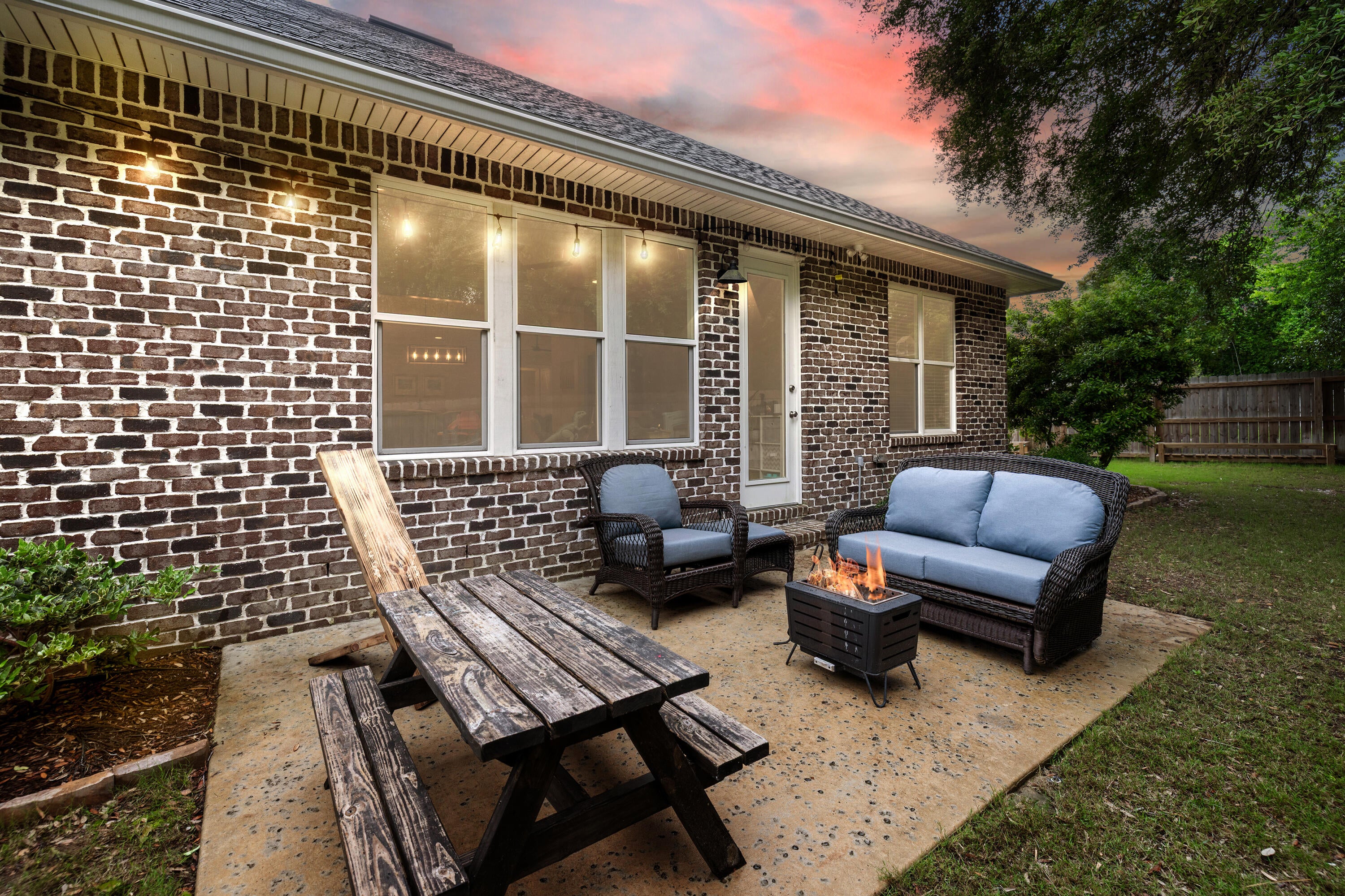 RAIDERS LANDING PHASE II - Residential Lease