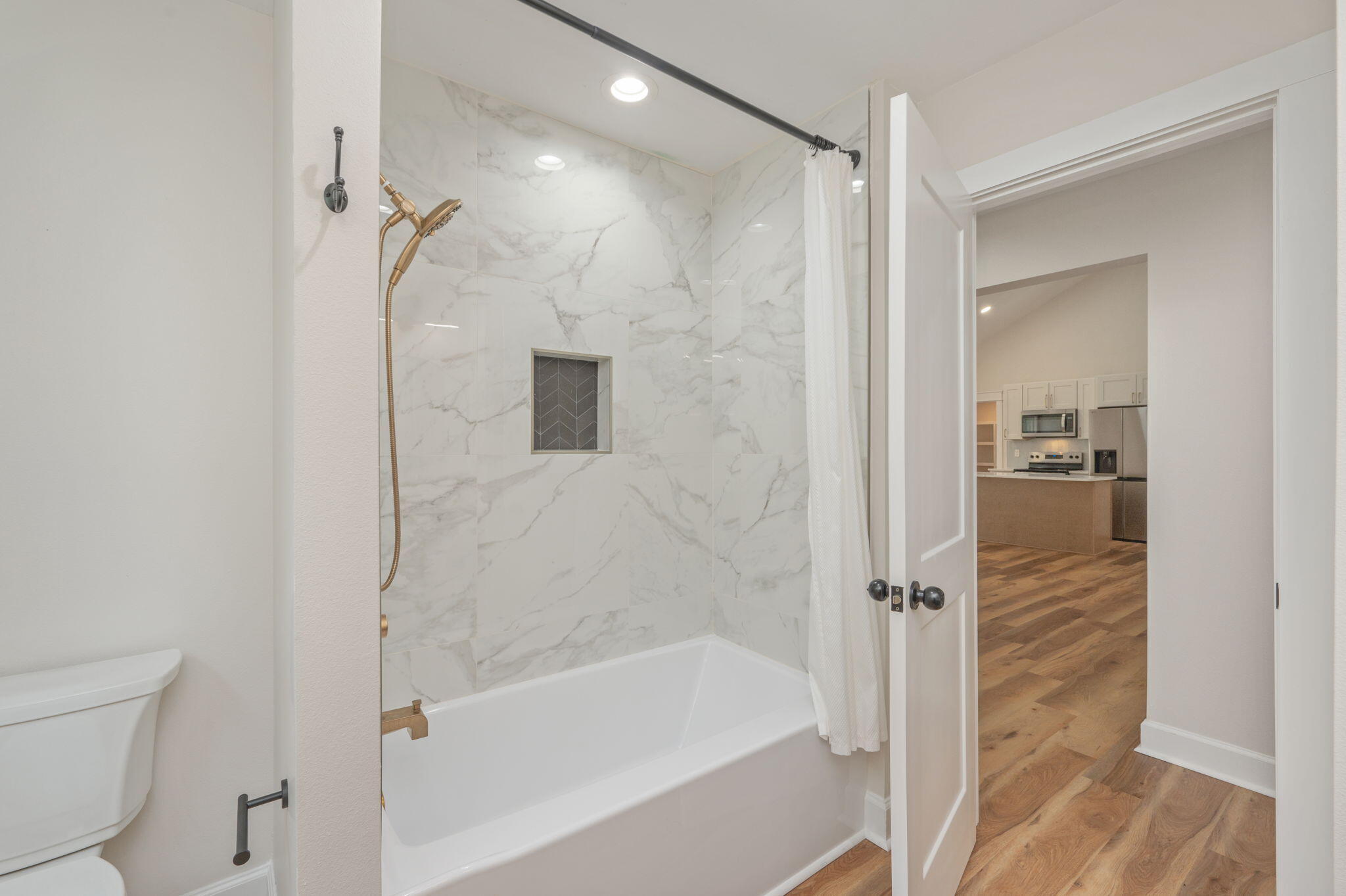SPRING HILL ESTATES - Residential