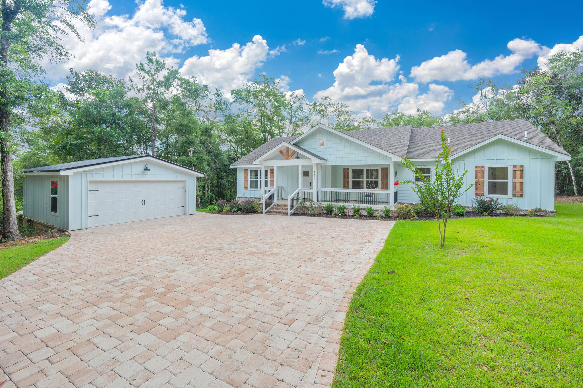 SPRING HILL ESTATES - Residential
