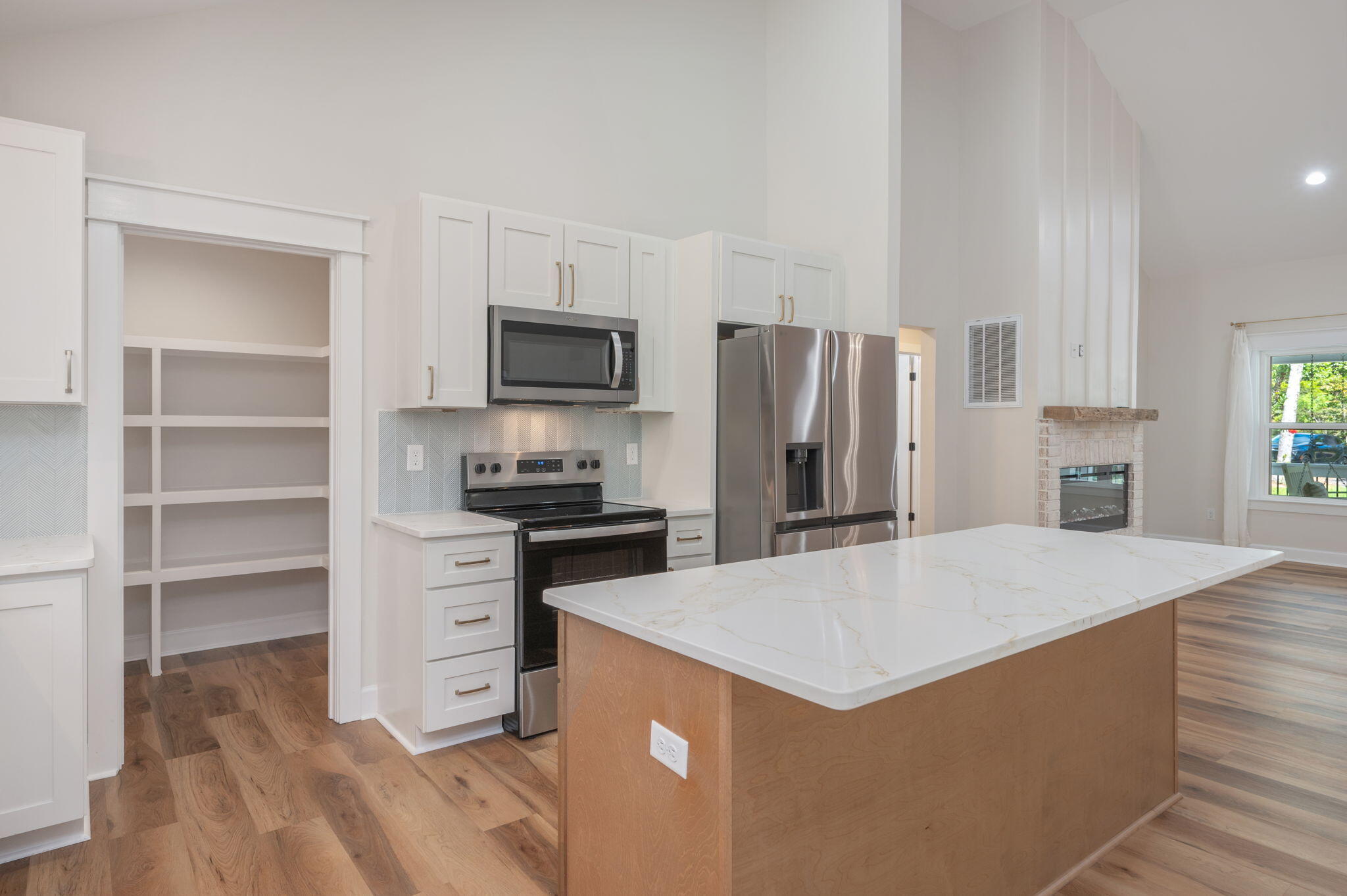 SPRING HILL ESTATES - Residential