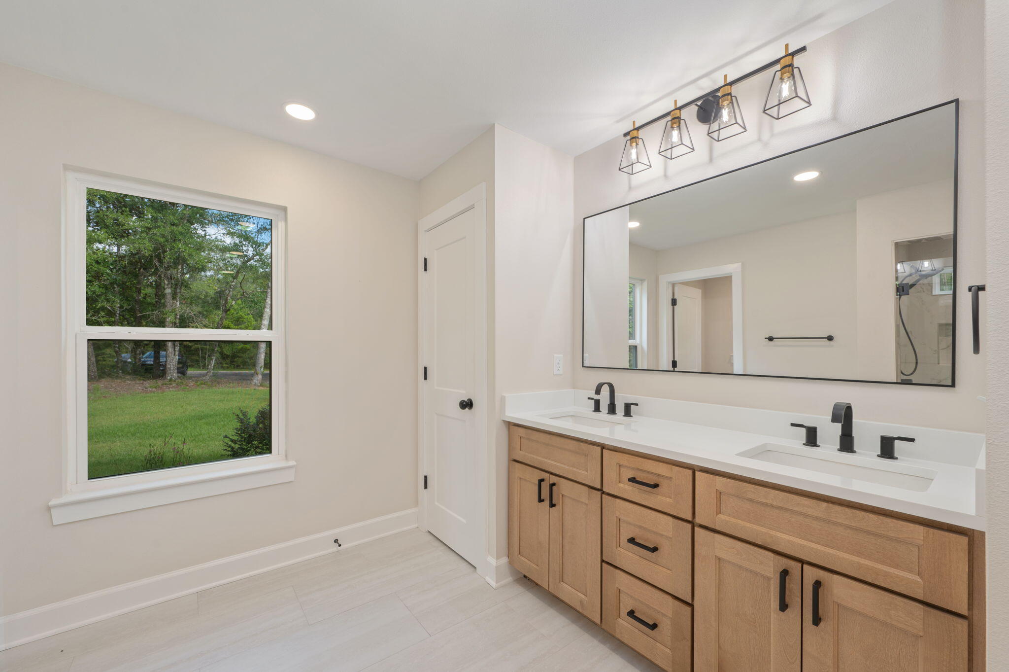 SPRING HILL ESTATES - Residential