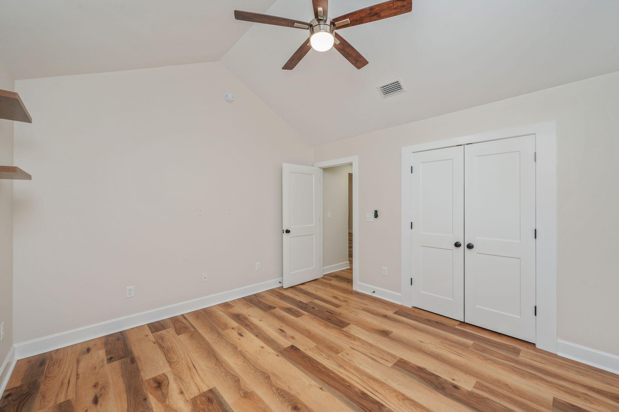 SPRING HILL ESTATES - Residential
