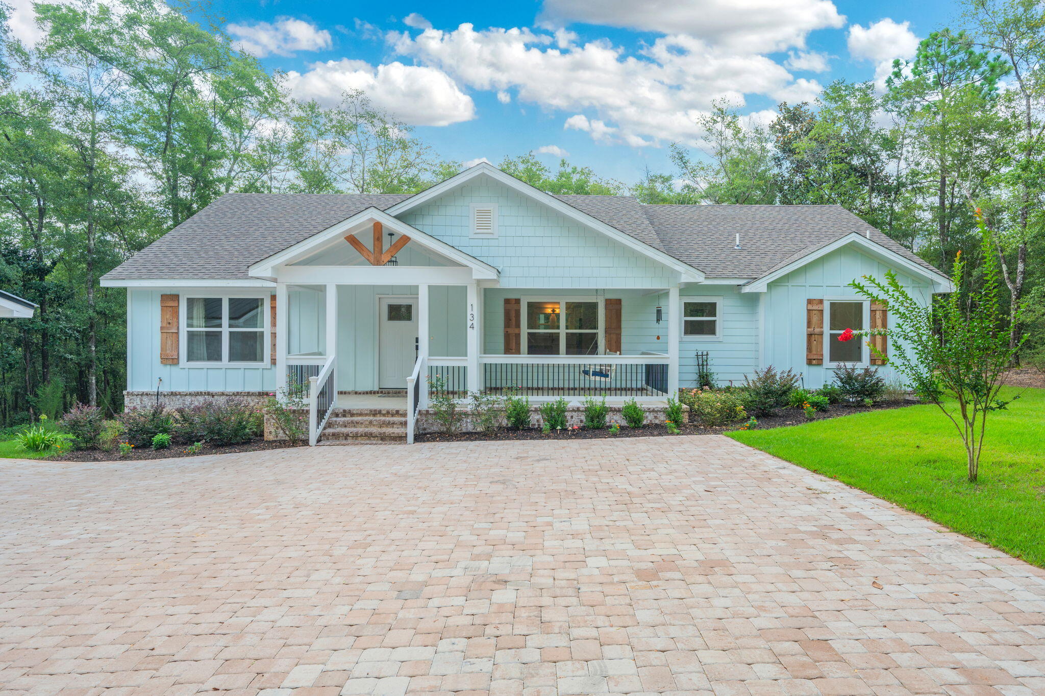SPRING HILL ESTATES - Residential