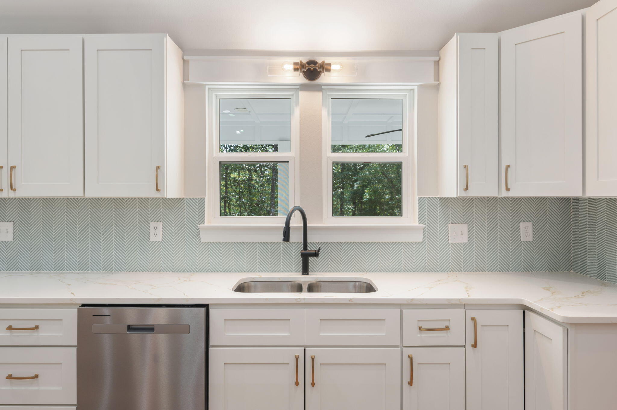 SPRING HILL ESTATES - Residential