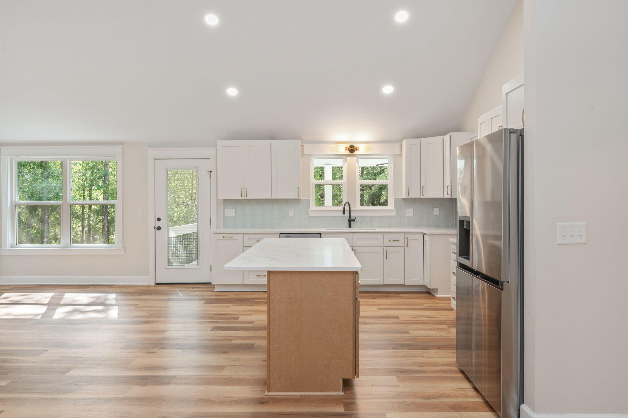 SPRING HILL ESTATES - Residential