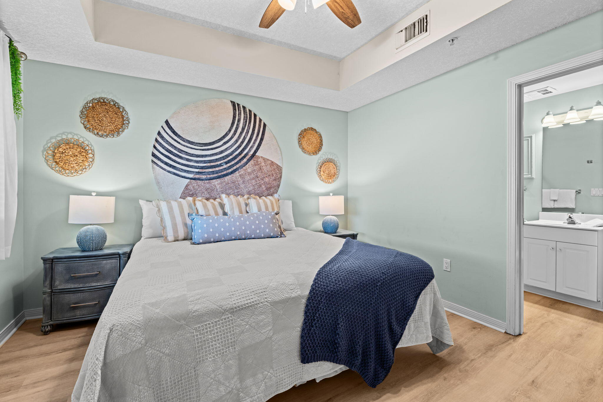 DESTIN WEST BEACH & BAY RESORT-GULFSIDE - Residential