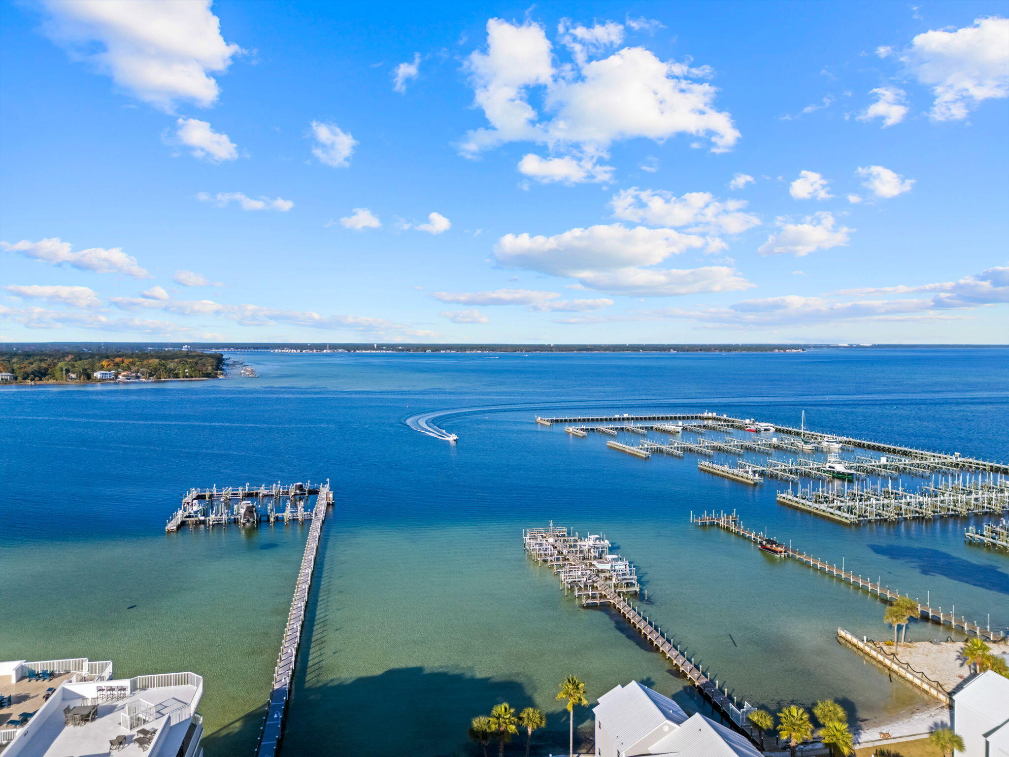 DESTIN WEST BEACH & BAY RESORT-GULFSIDE - Residential