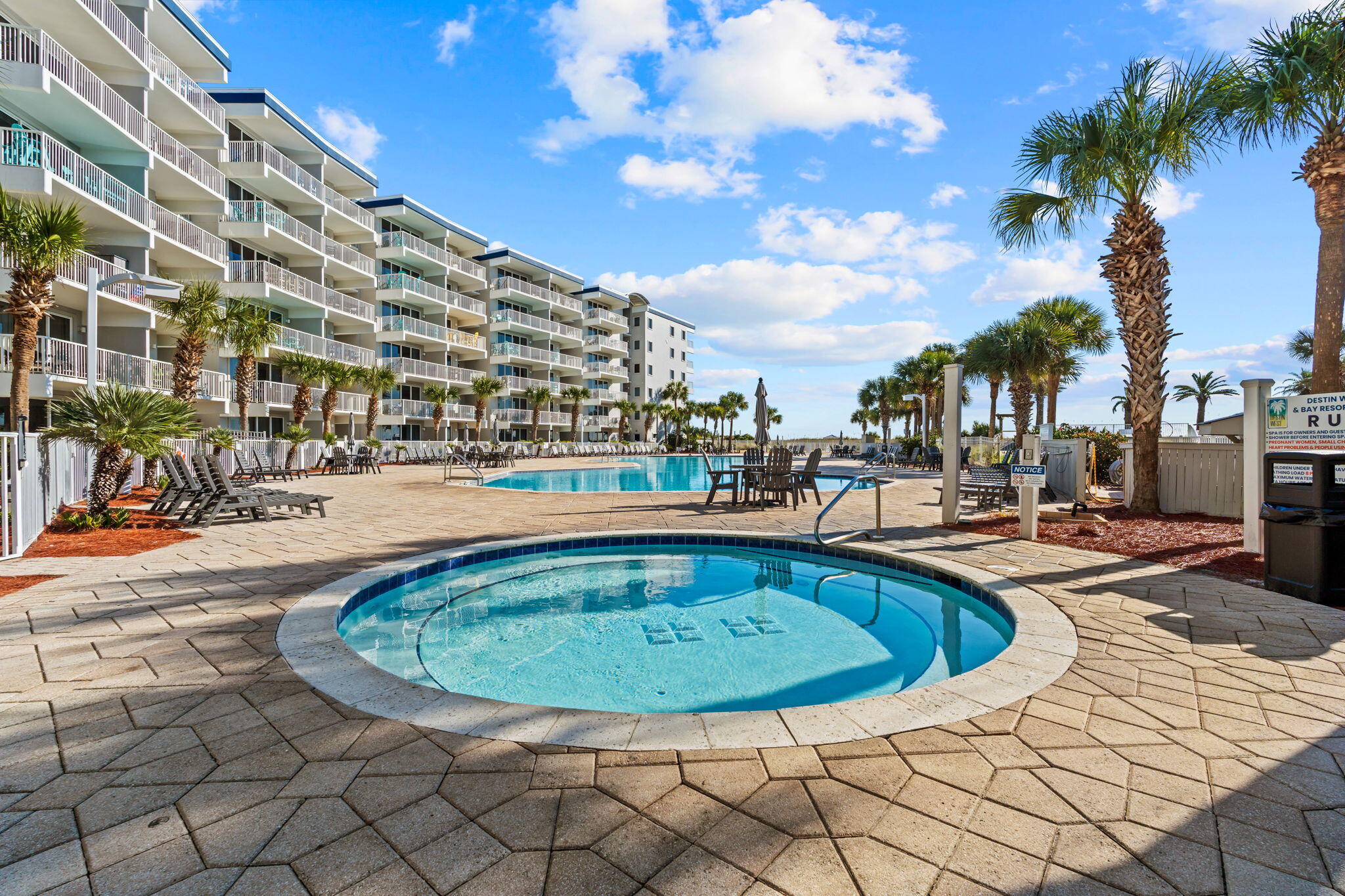 DESTIN WEST BEACH & BAY RESORT-GULFSIDE - Residential
