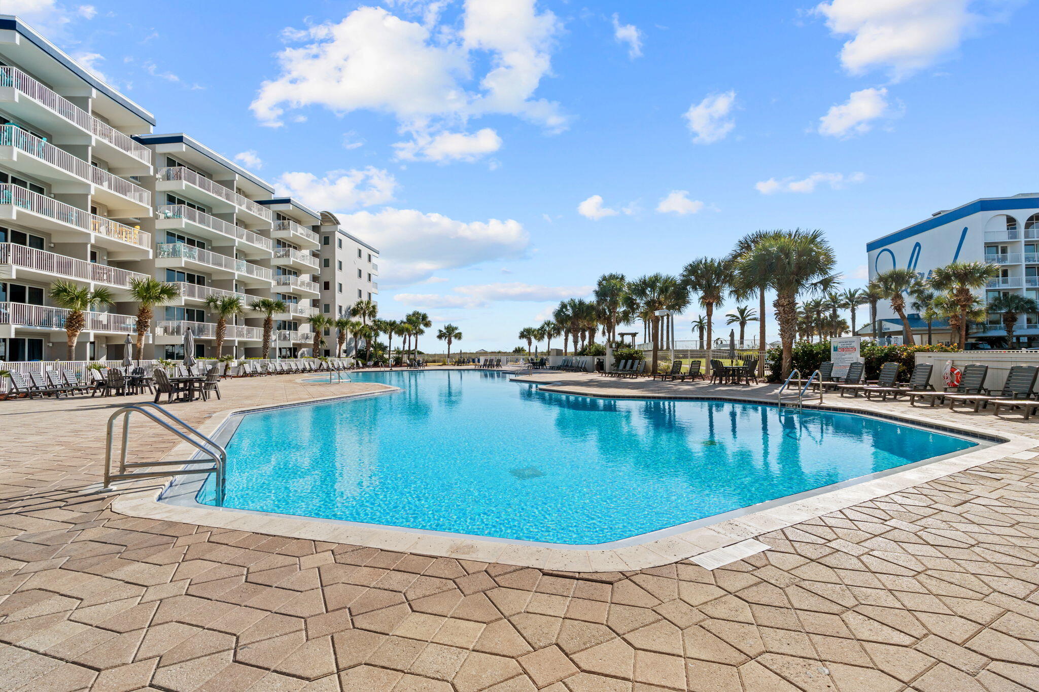 DESTIN WEST BEACH & BAY RESORT-GULFSIDE - Residential