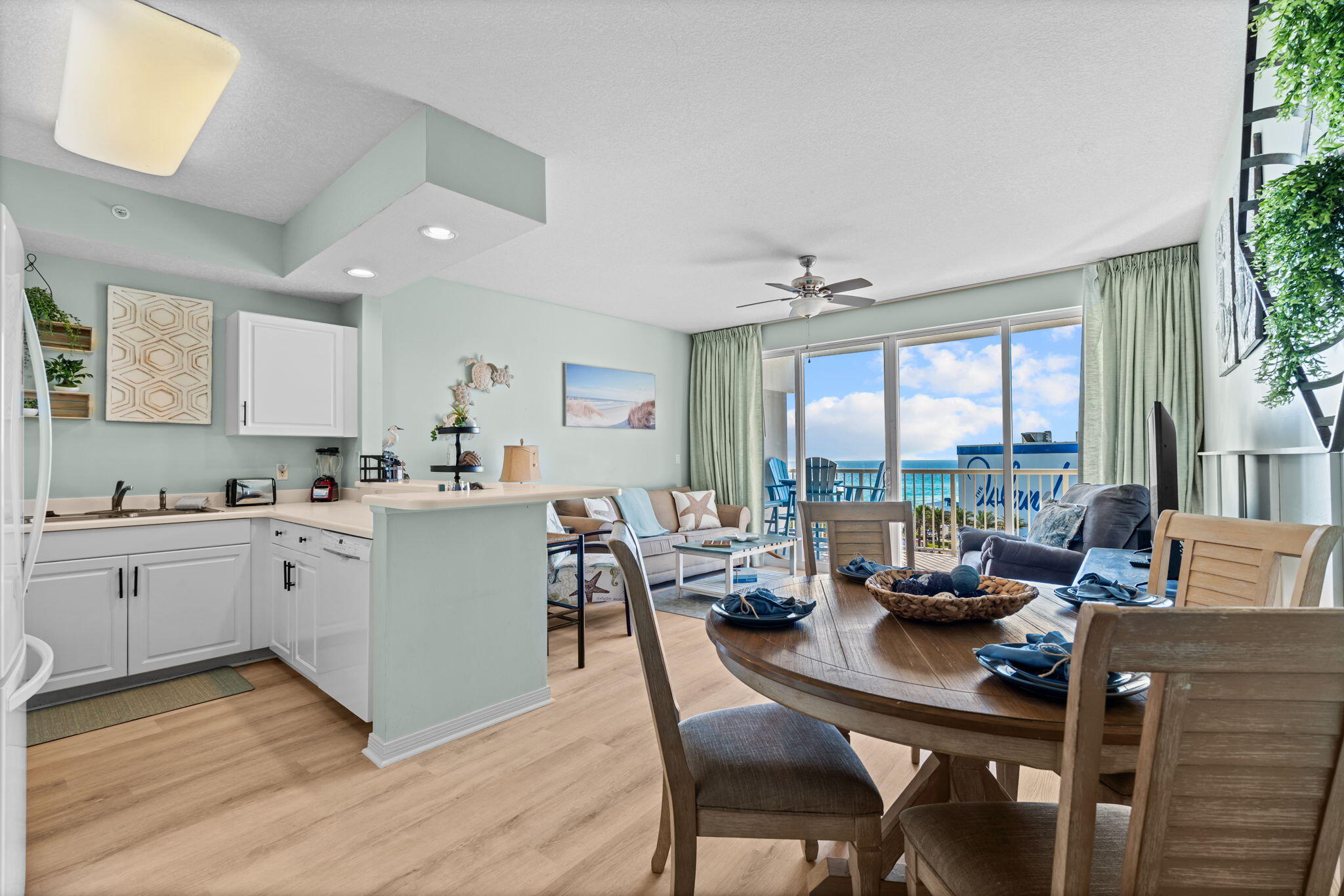 DESTIN WEST BEACH & BAY RESORT-GULFSIDE - Residential