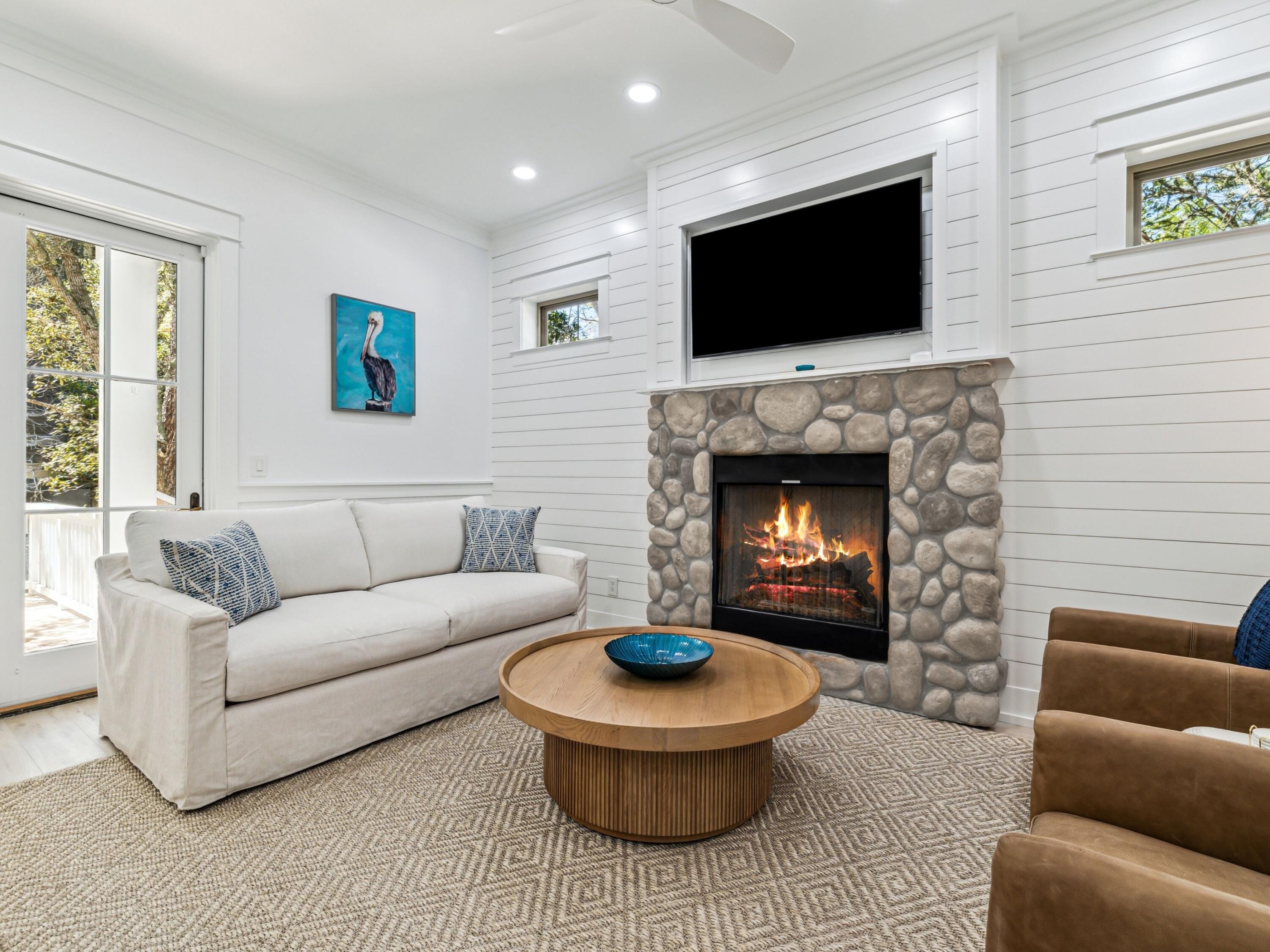 GRAYTON COVE - Residential