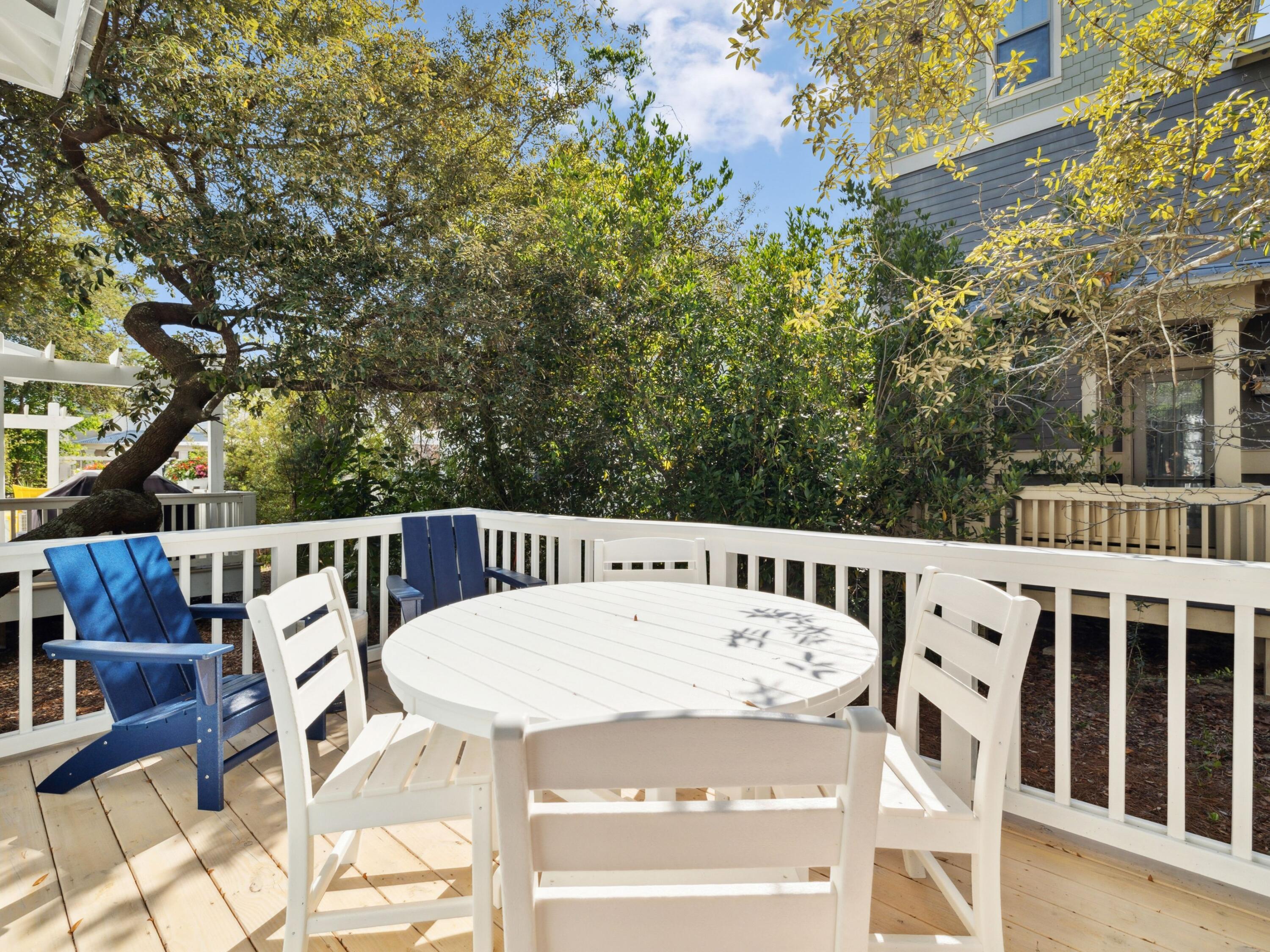 GRAYTON COVE - Residential