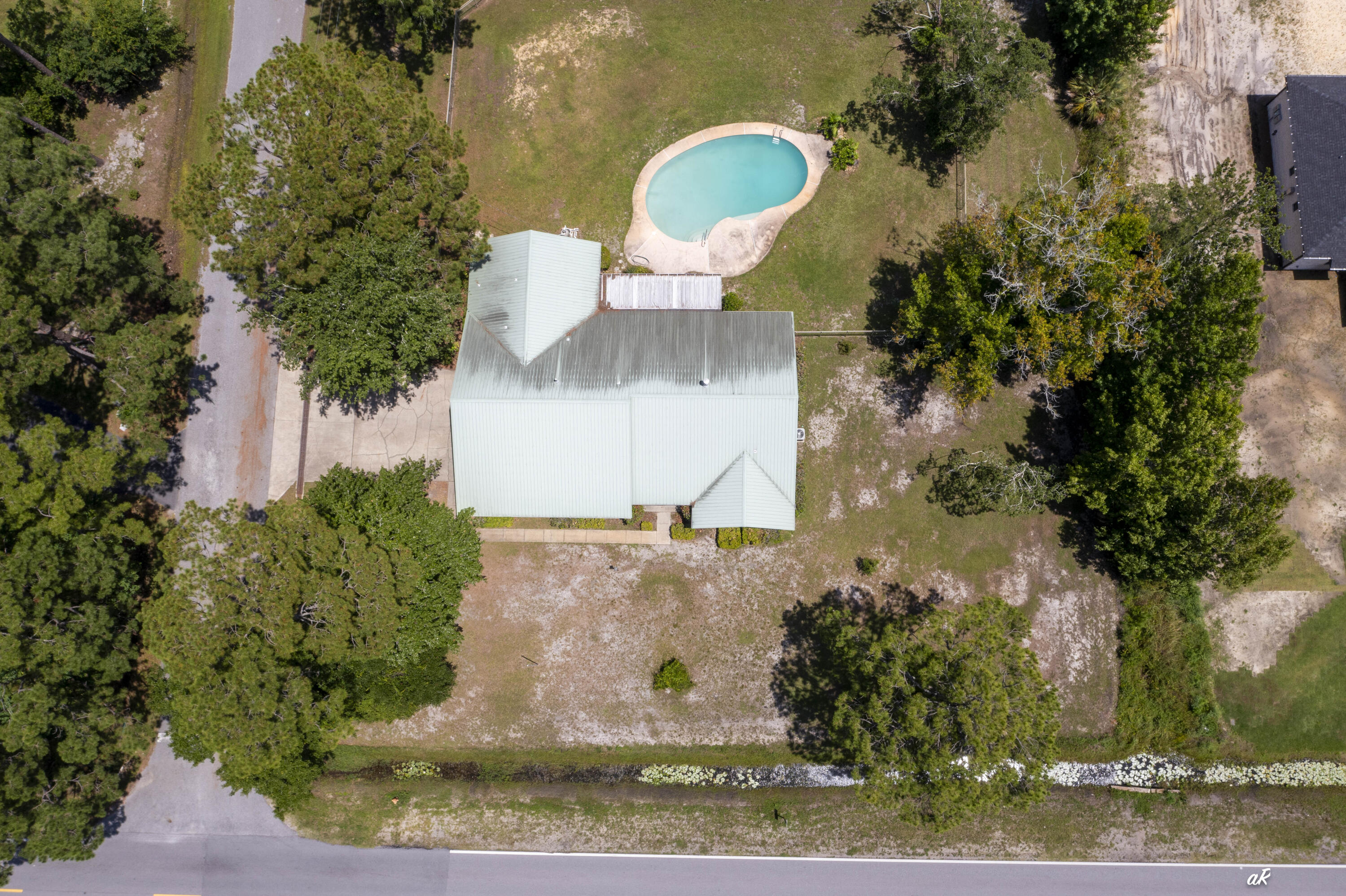 THOMAS DRIVE PARK UNIT 4 - Residential