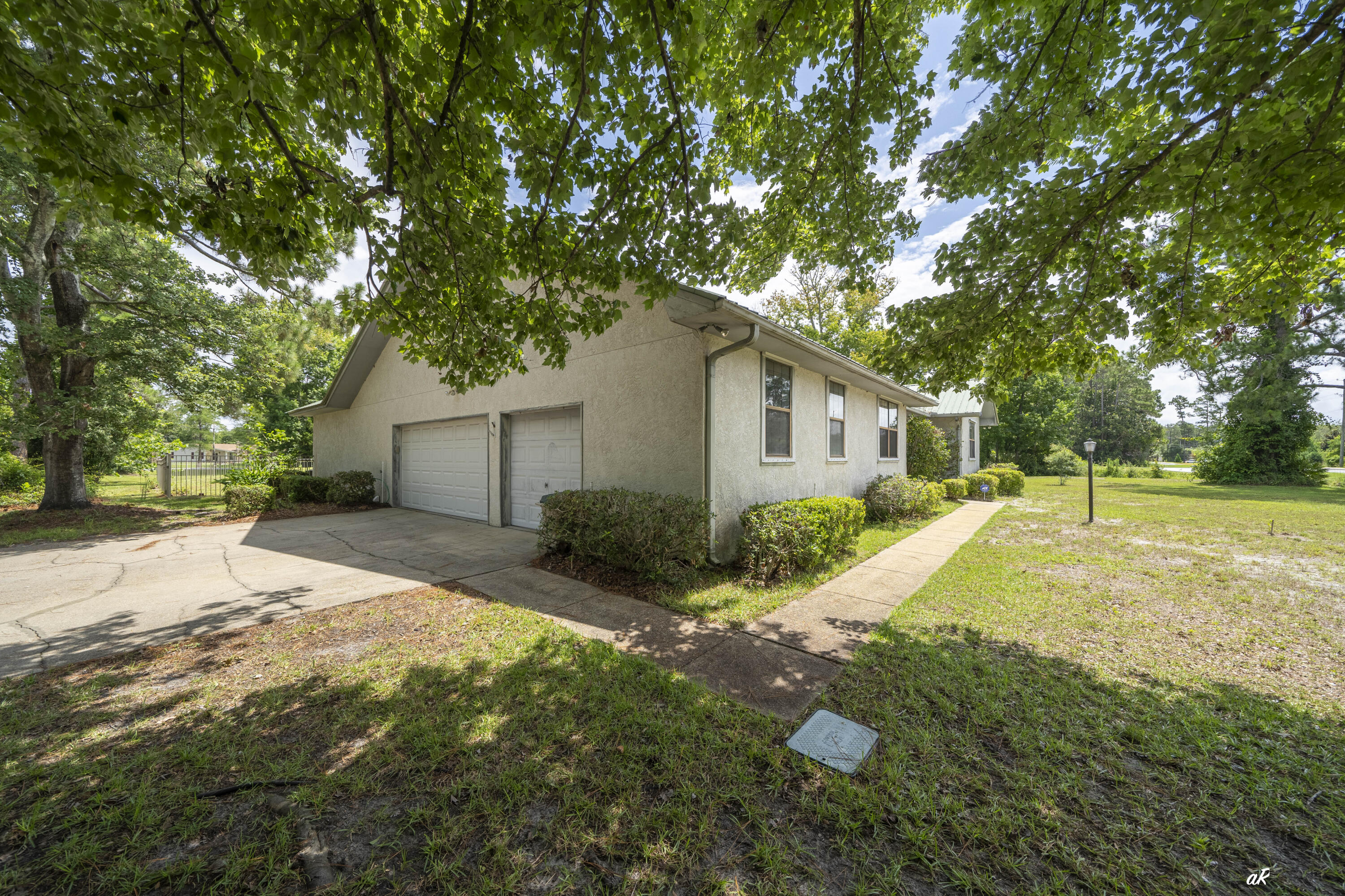 THOMAS DRIVE PARK UNIT 4 - Residential