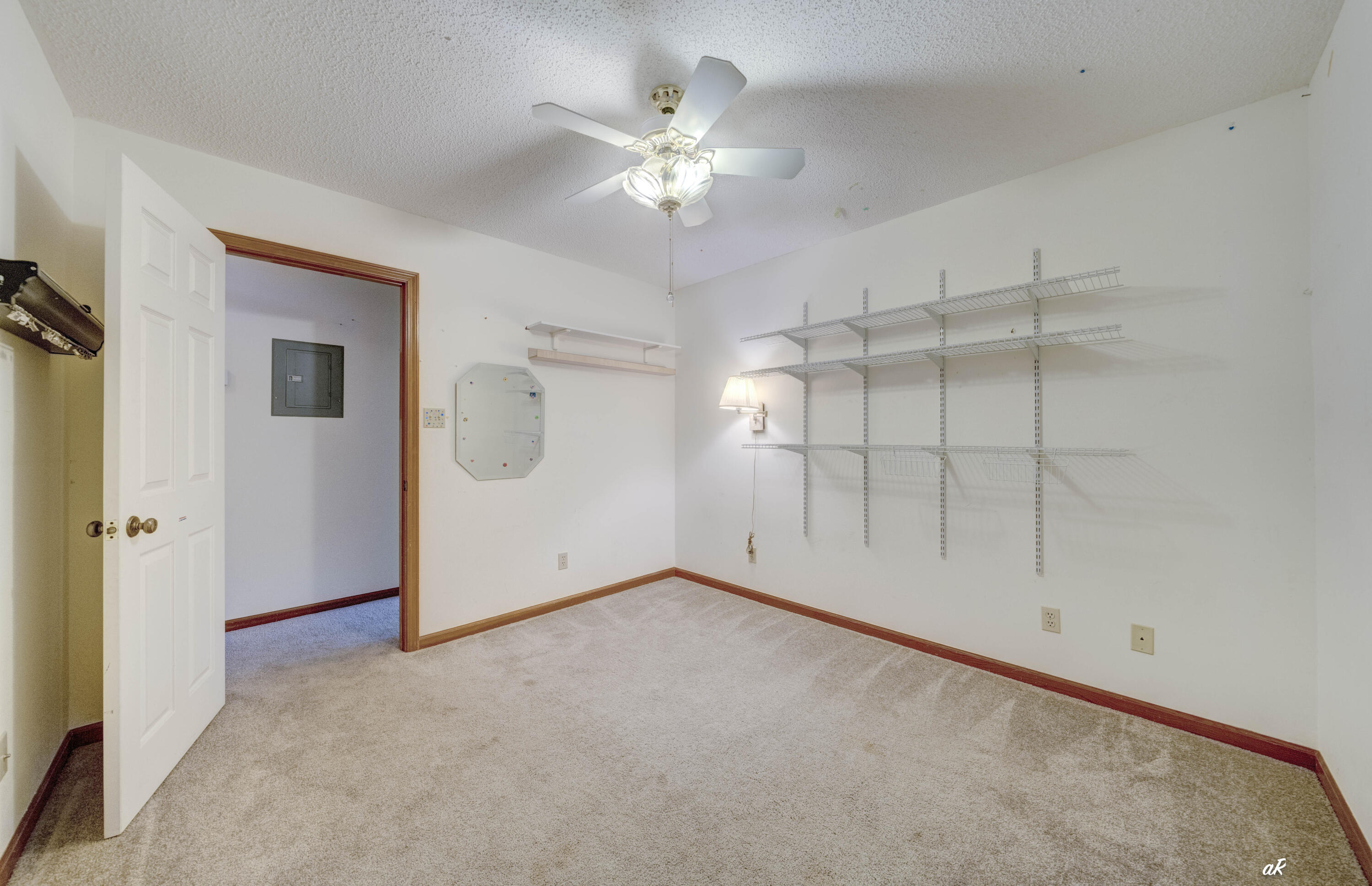 THOMAS DRIVE PARK UNIT 4 - Residential
