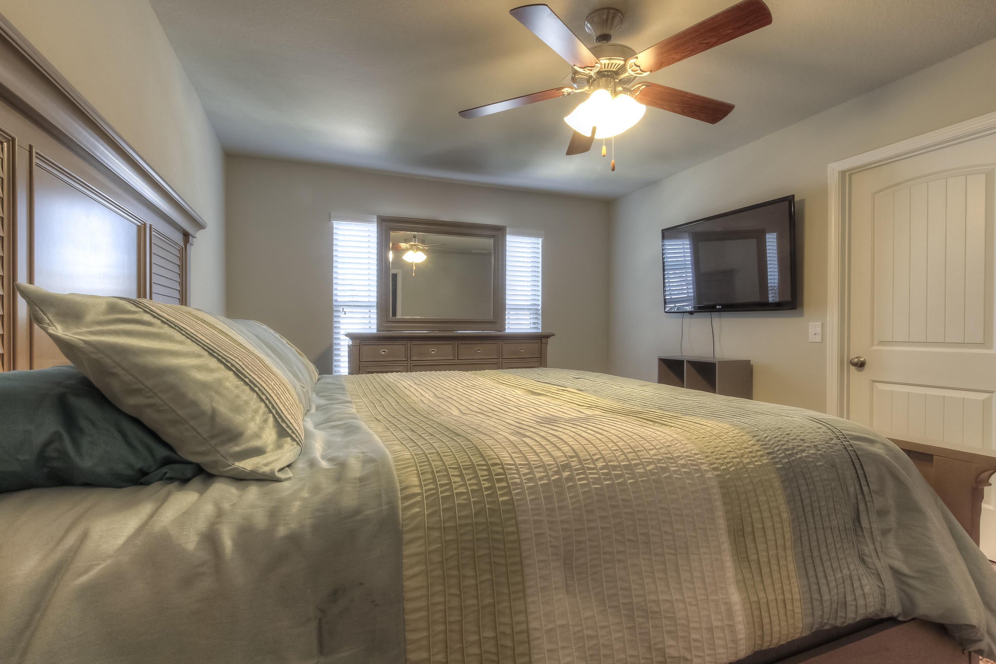 RESERVE POINTE - Residential