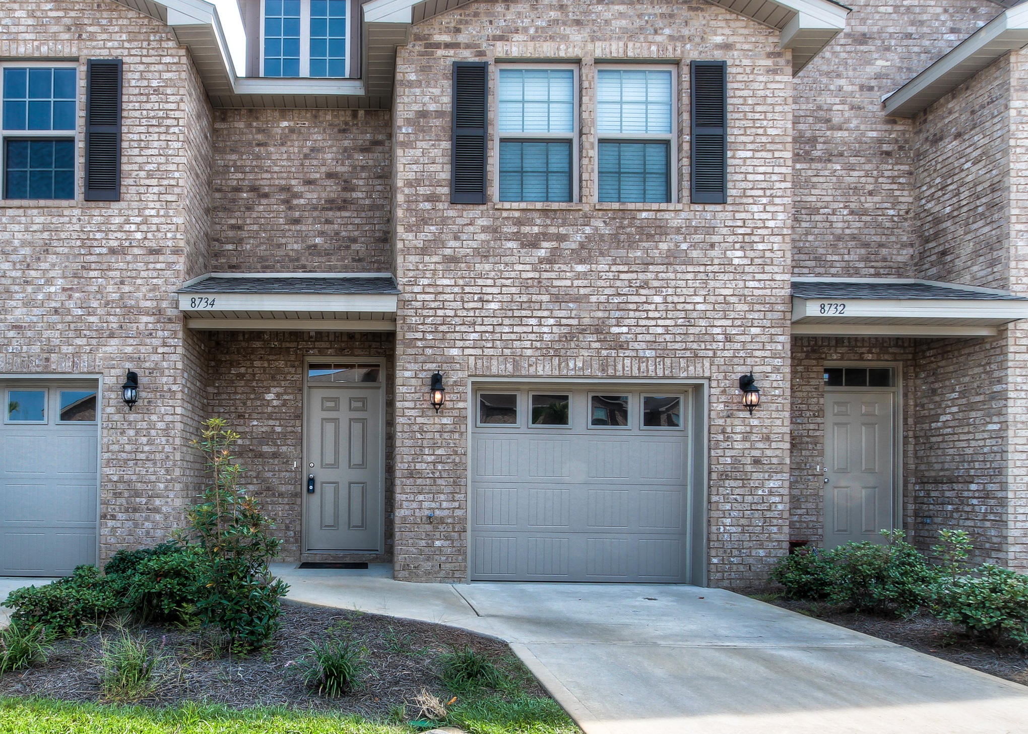 RESERVE POINTE - Residential